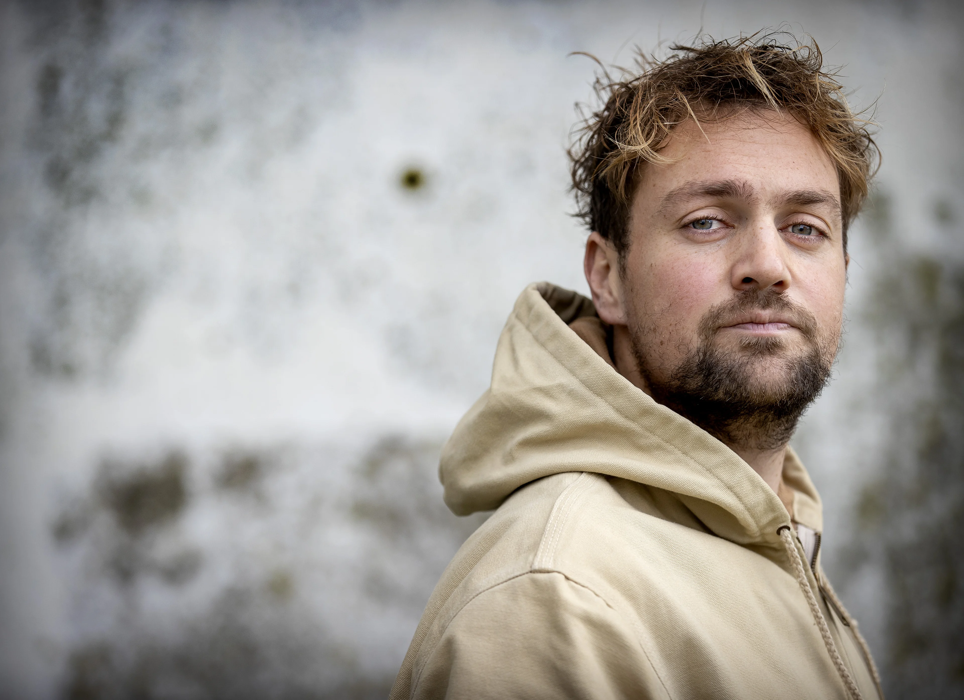 Tim Knol boos over AI-liedjes onder zijn naam op streamingdiensten