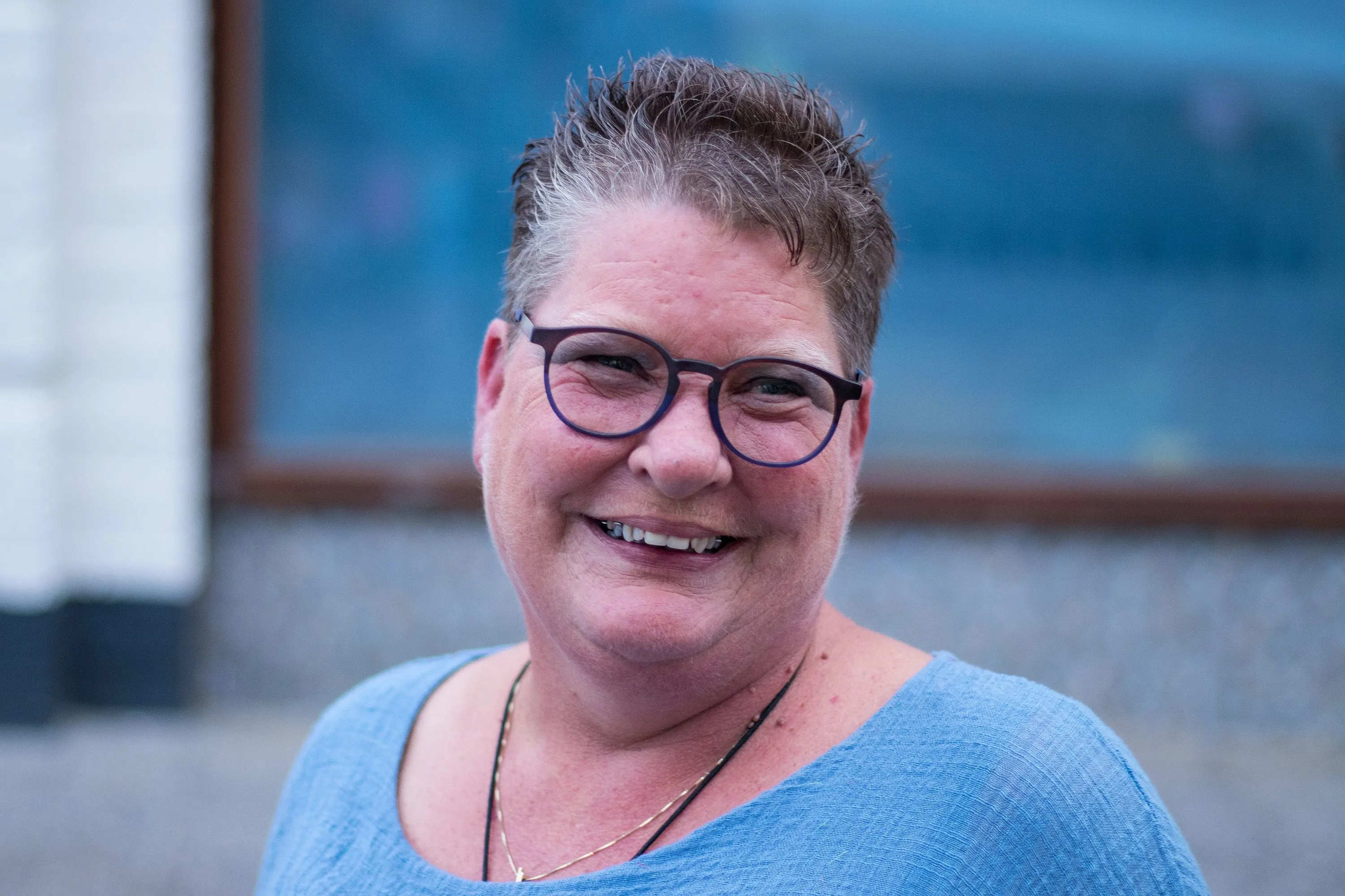 Ads vrouw overleed door bizar ongeval, dader rijdt door: 'Gelukkig nog wat tegen haar kunnen zeggen'