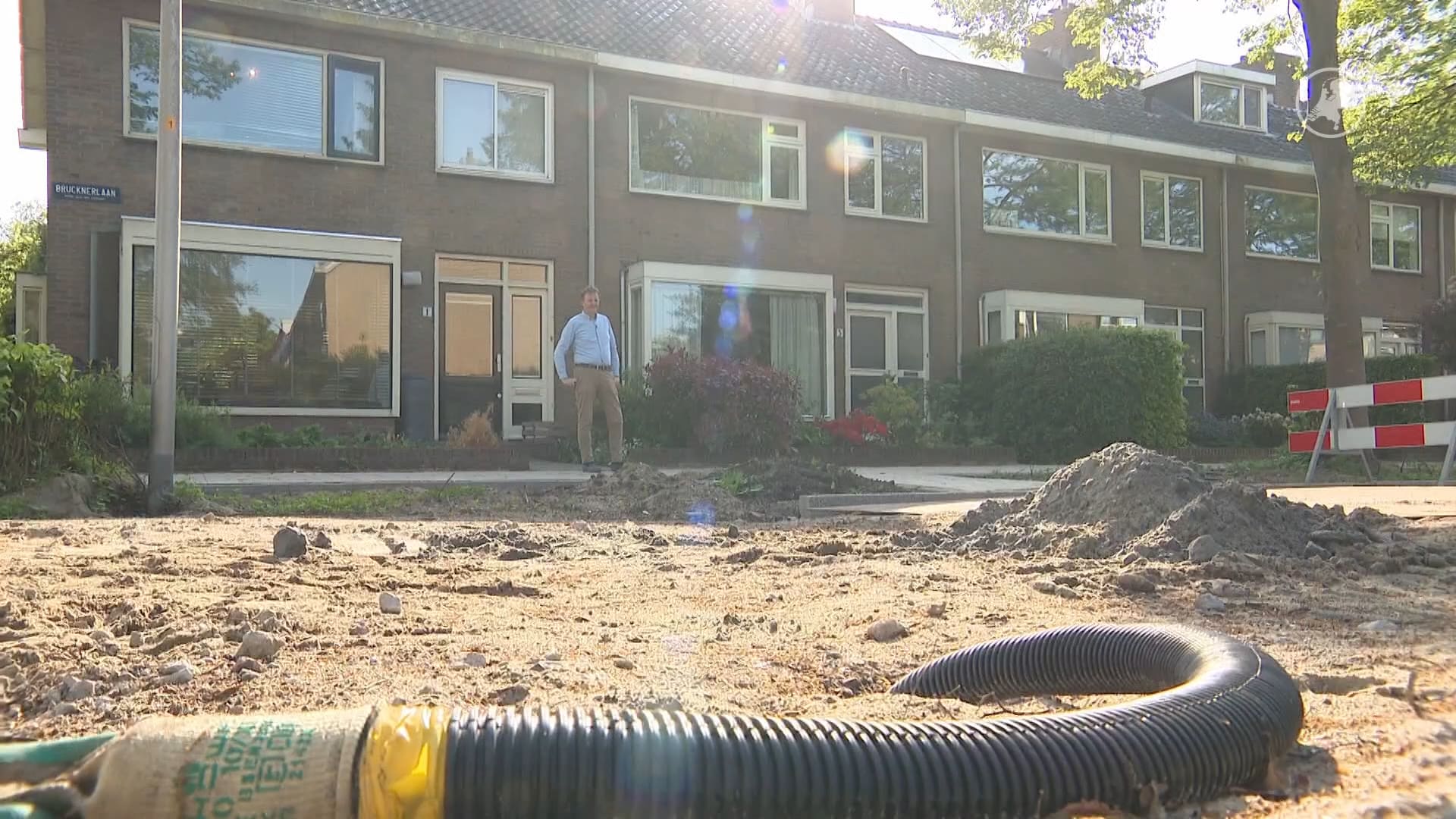 Rioollucht houdt wijk Voorschoten in zijn greep na werkzaamheden