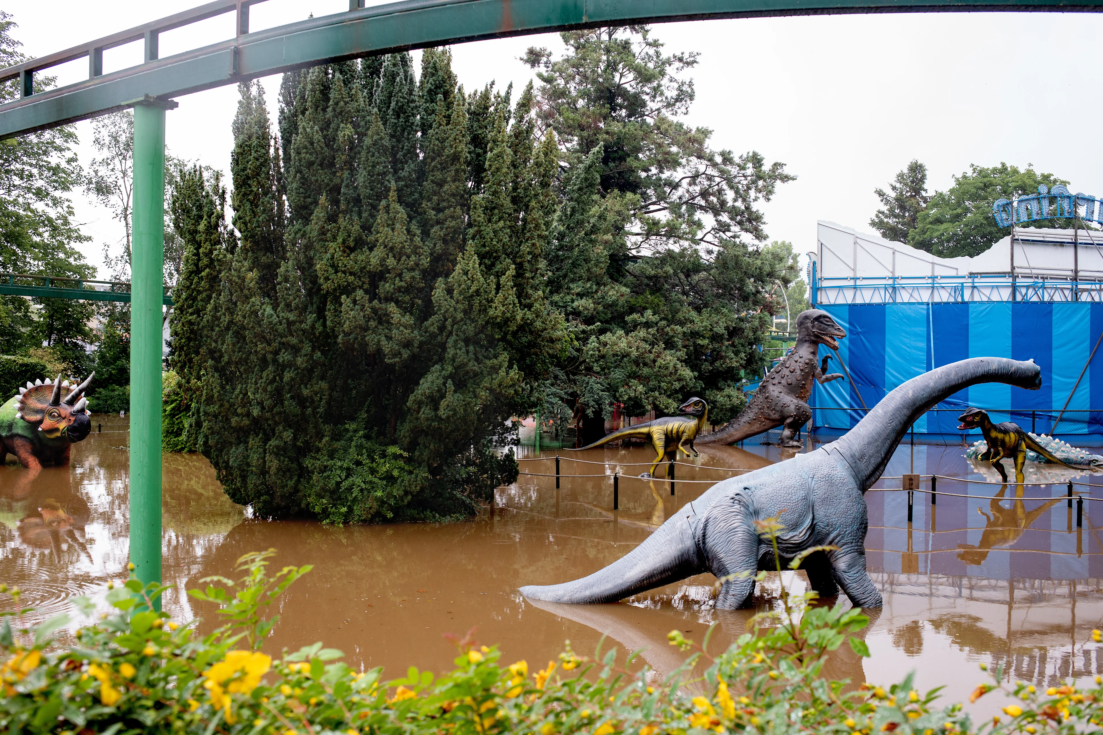 Pretpark de Valkenier blijft dit jaar dicht om waterschade: 'Met pijn in het hart'