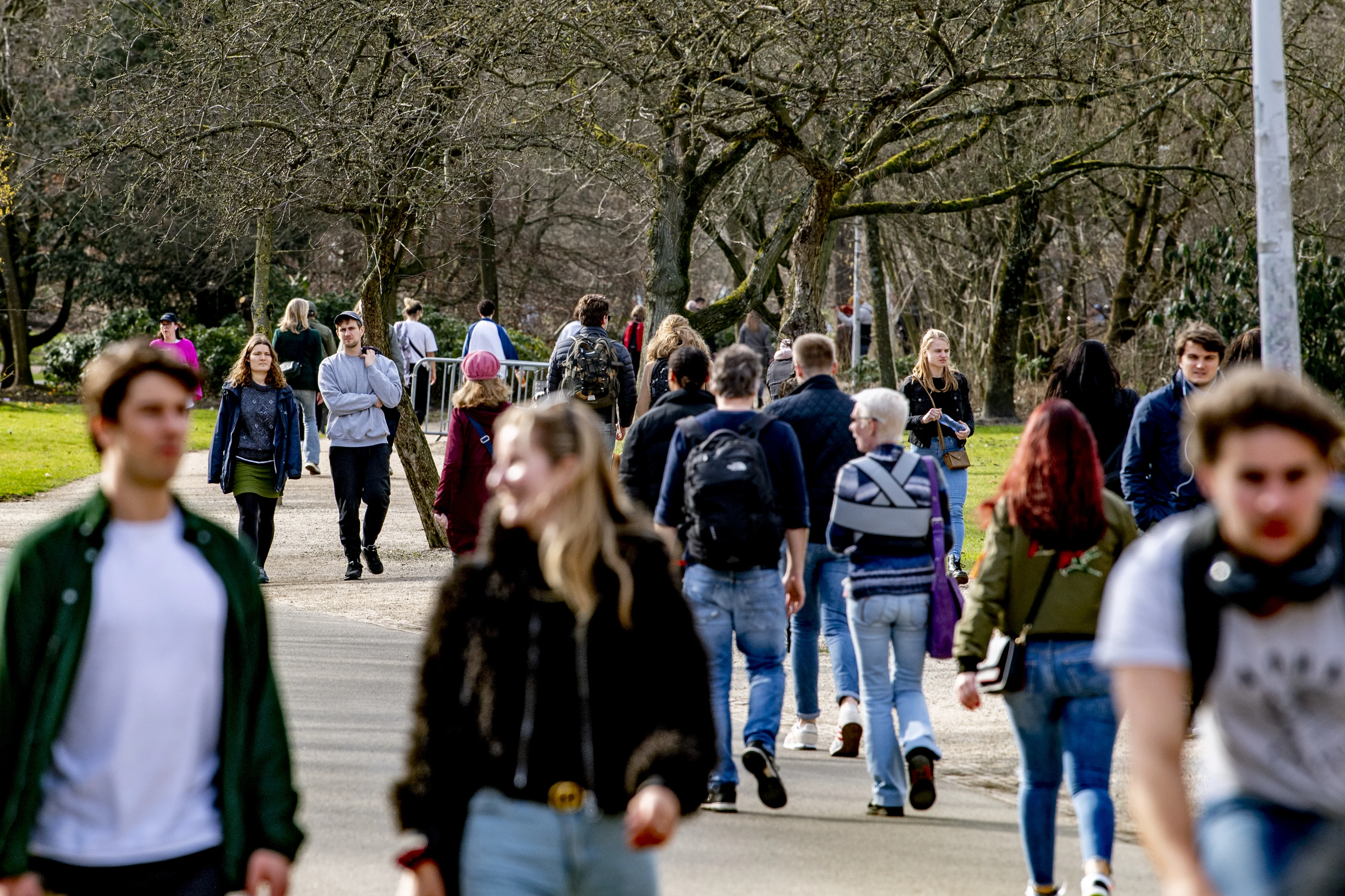 Uitzonderlijk zacht weer maar ook wind en regen op komst