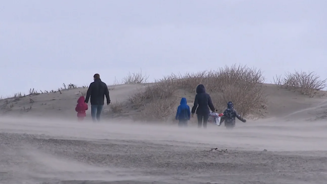 Code oranje voor meerdere kustprovincies door storm Franklin