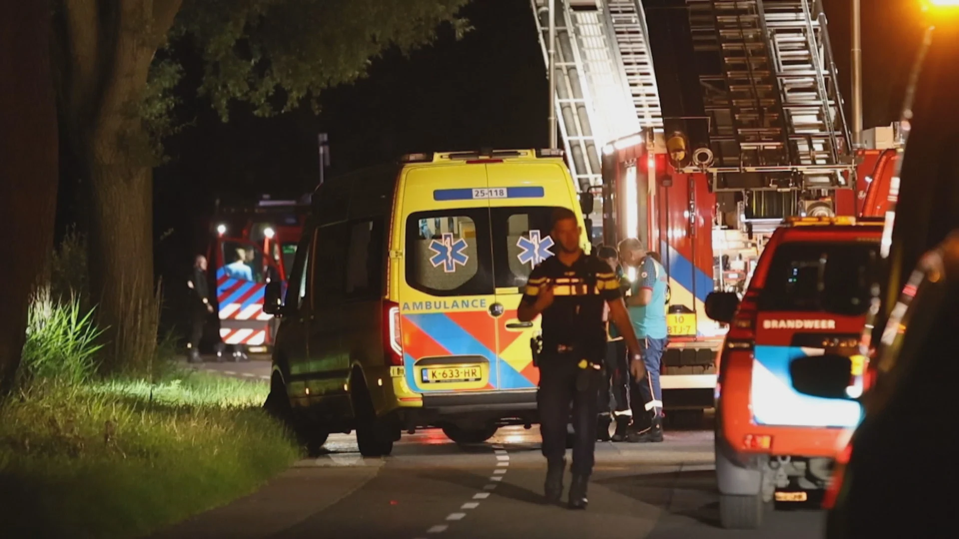 Twee tieners overleden en meerdere gewonden bij zwaar ongeluk in Rutten