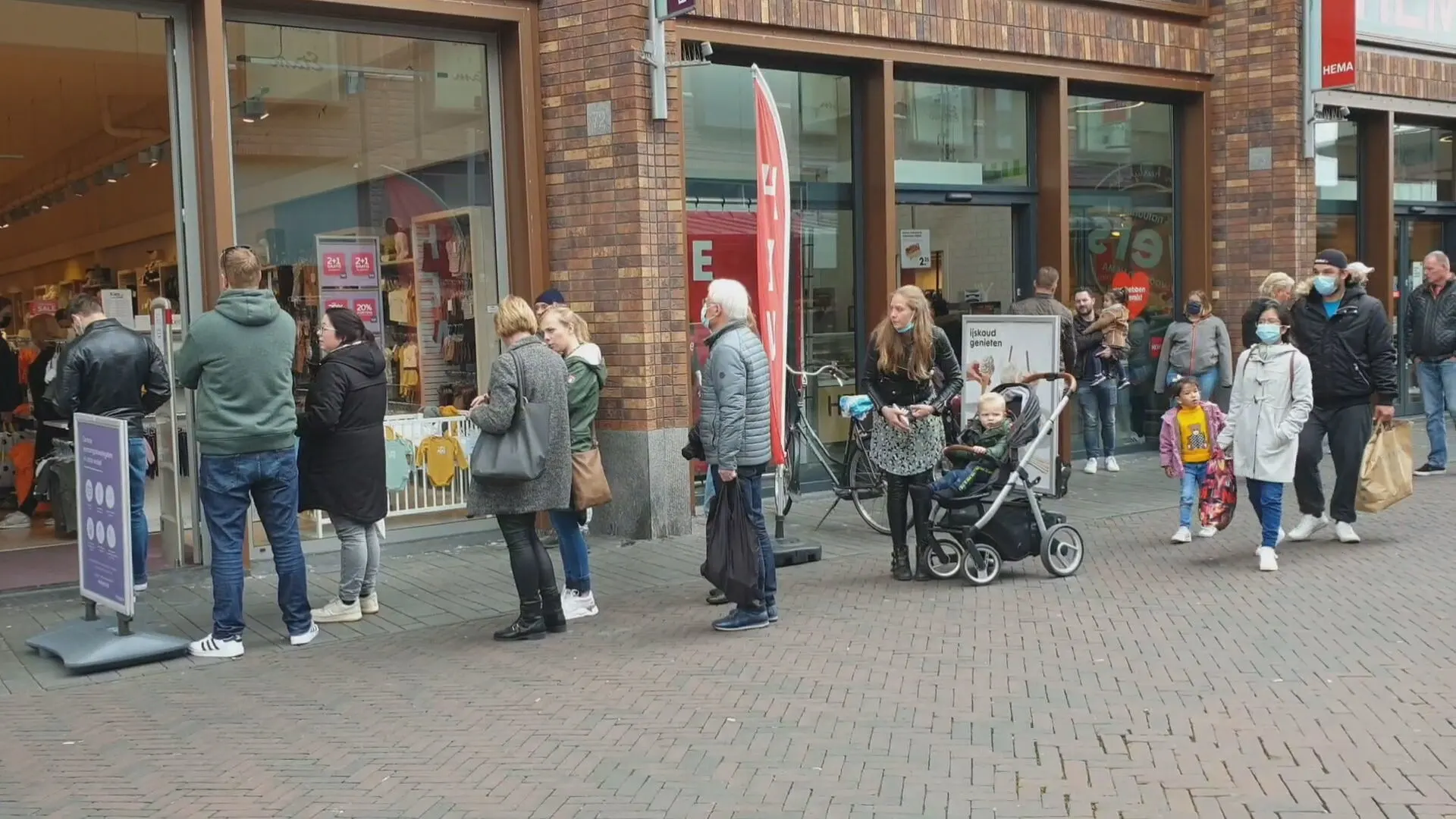 Duitse toeristen in groten getale naar grensregio's om te shoppen