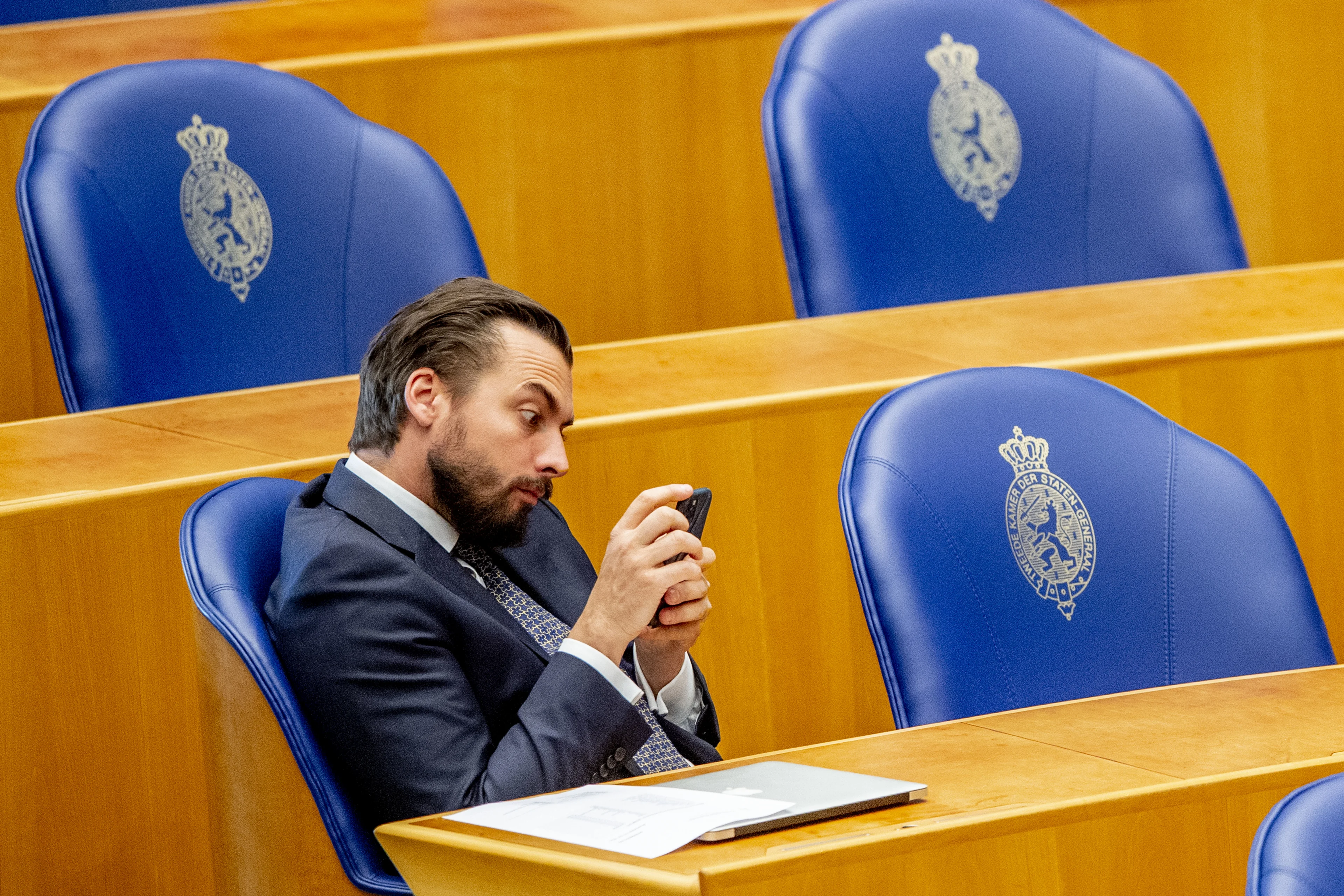 Baudet verhoord door politie om filmpjes over Spreidingswet en non-binaire personen