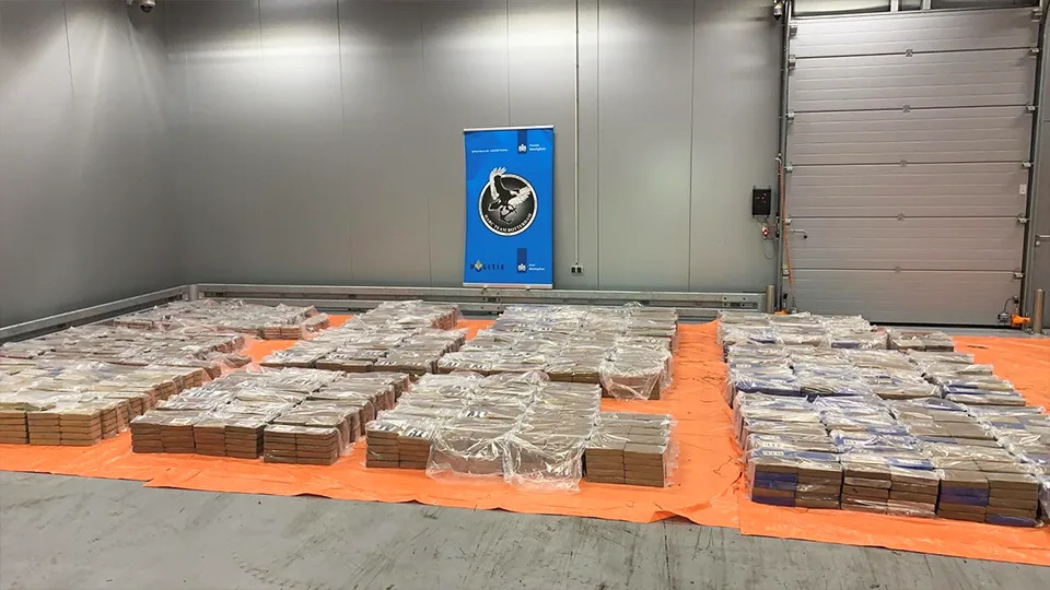 Opnieuw megavangst in Rotterdamse haven: 4000 kilo cocaïne onderschept 