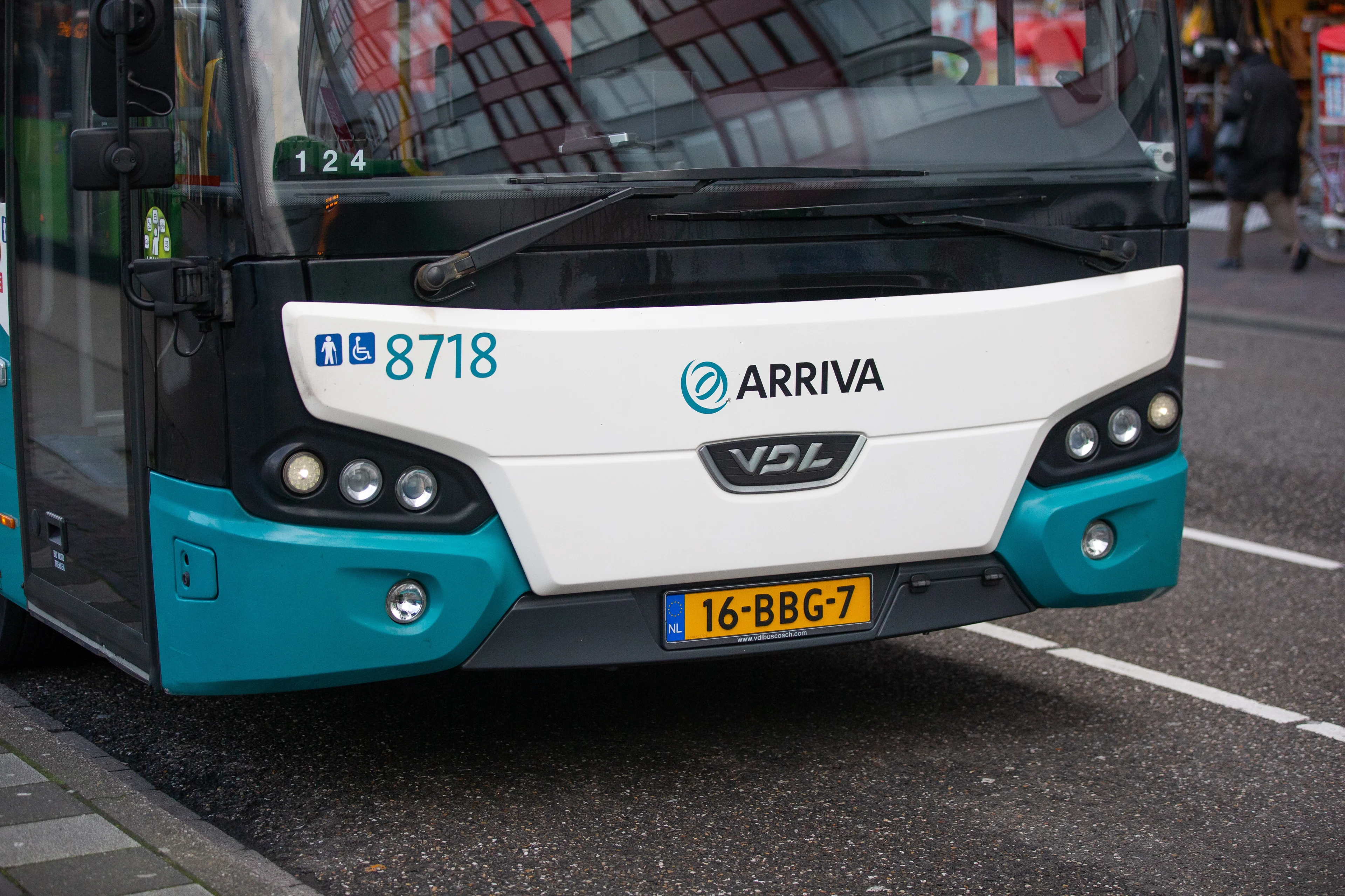 Buschauffeur zet 'complotradio' keihard op in bus, Arriva verwacht excuses