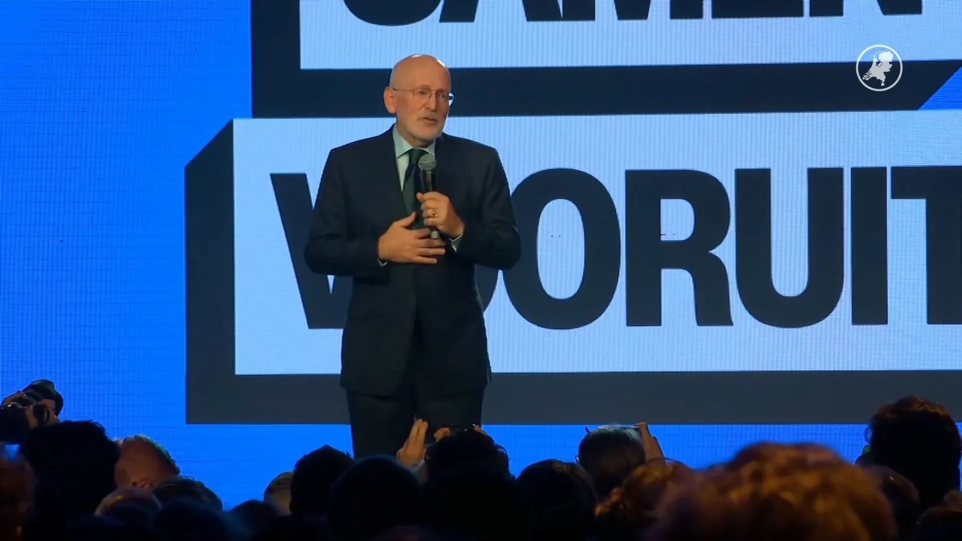 Timmermans stapt op na verkiezingsnederlaag