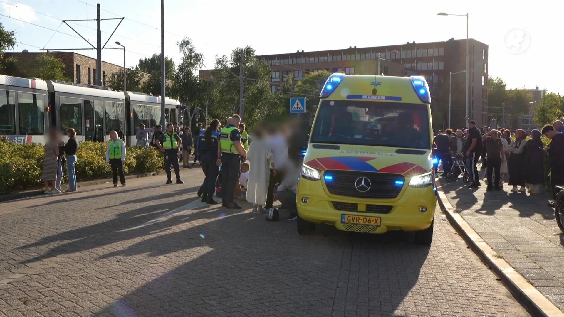 In Rotterdam is een 6-jarig jongetje aangereden op een zebrapad