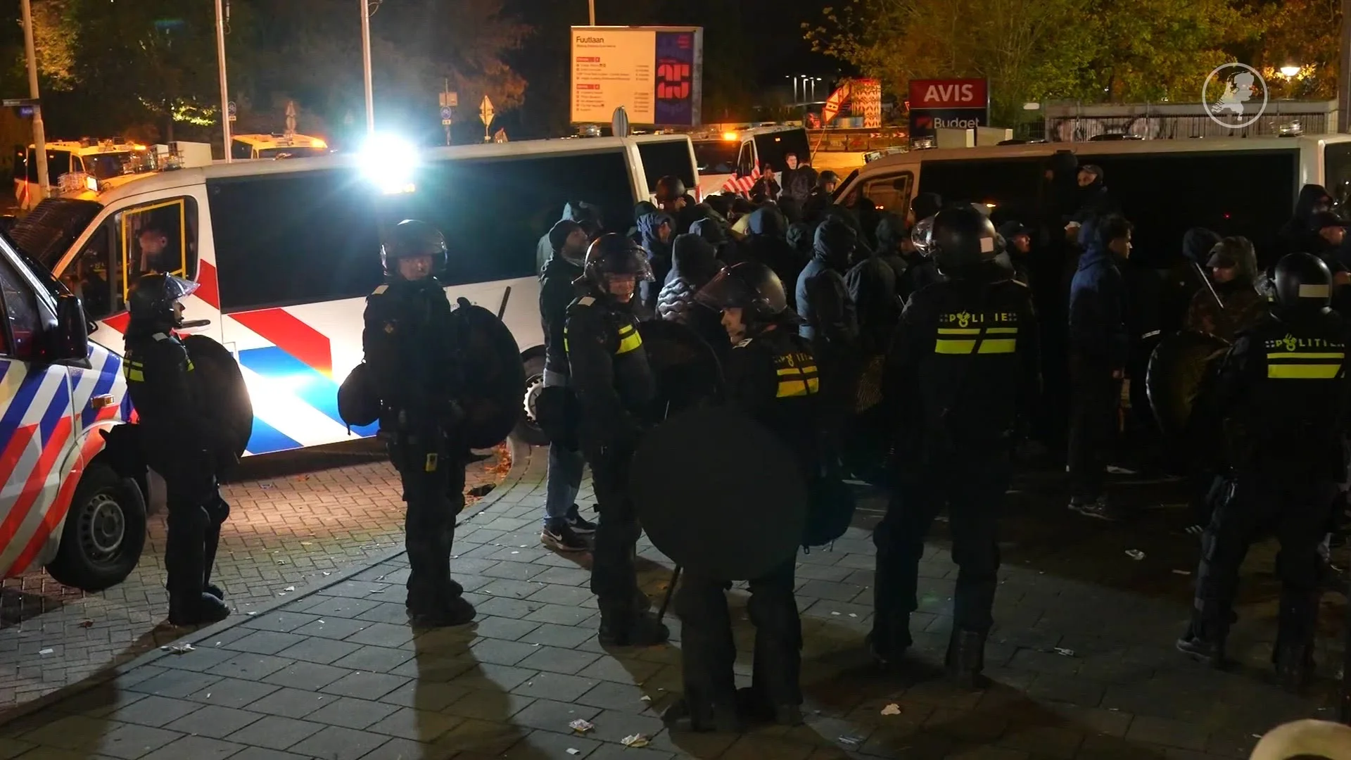 Zo'n 180 Italiaanse voetbalfans aangehouden in Eindhoven