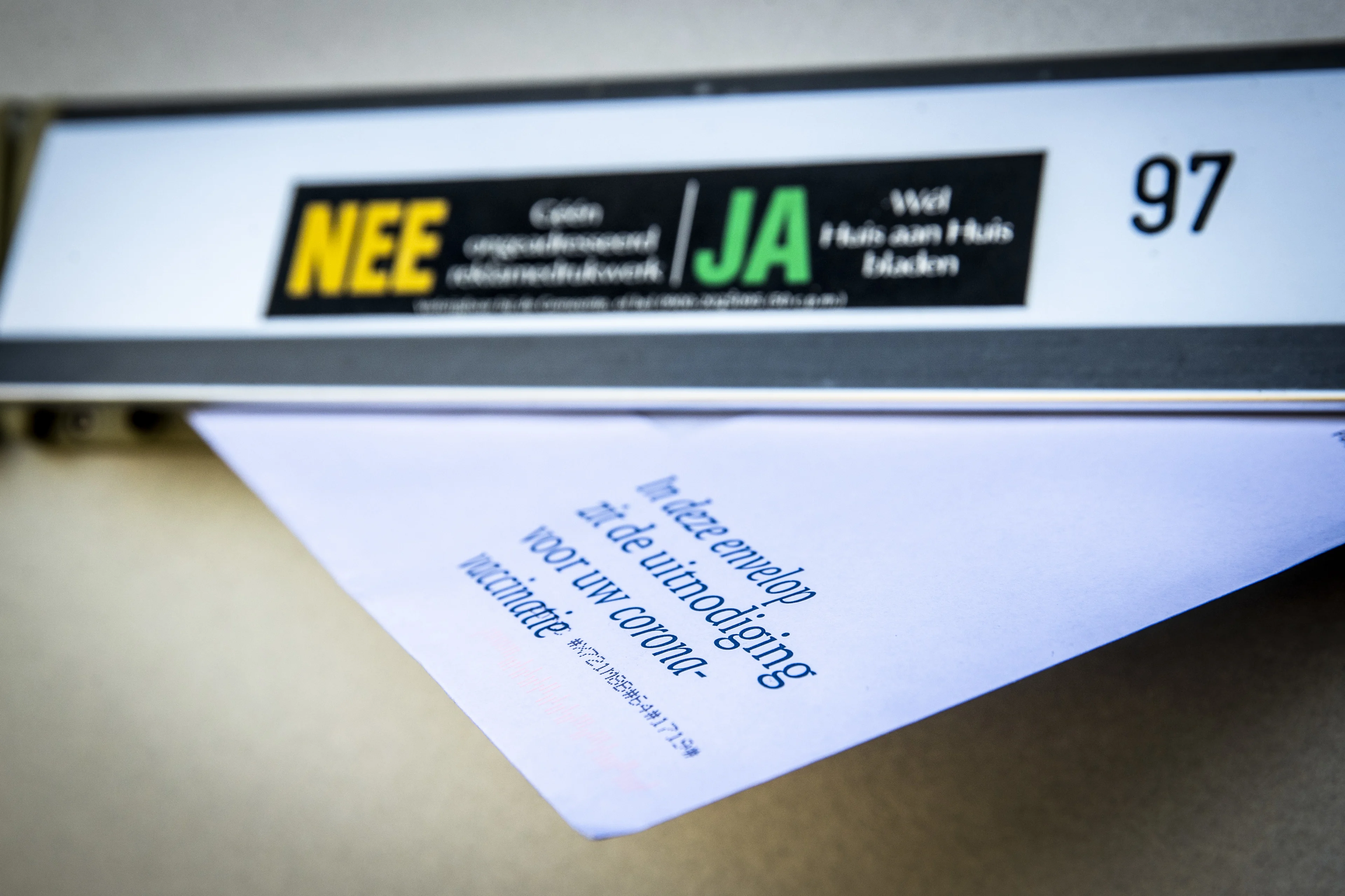 21.000 zestigers maken prikafspraak voor ander coronavaccin