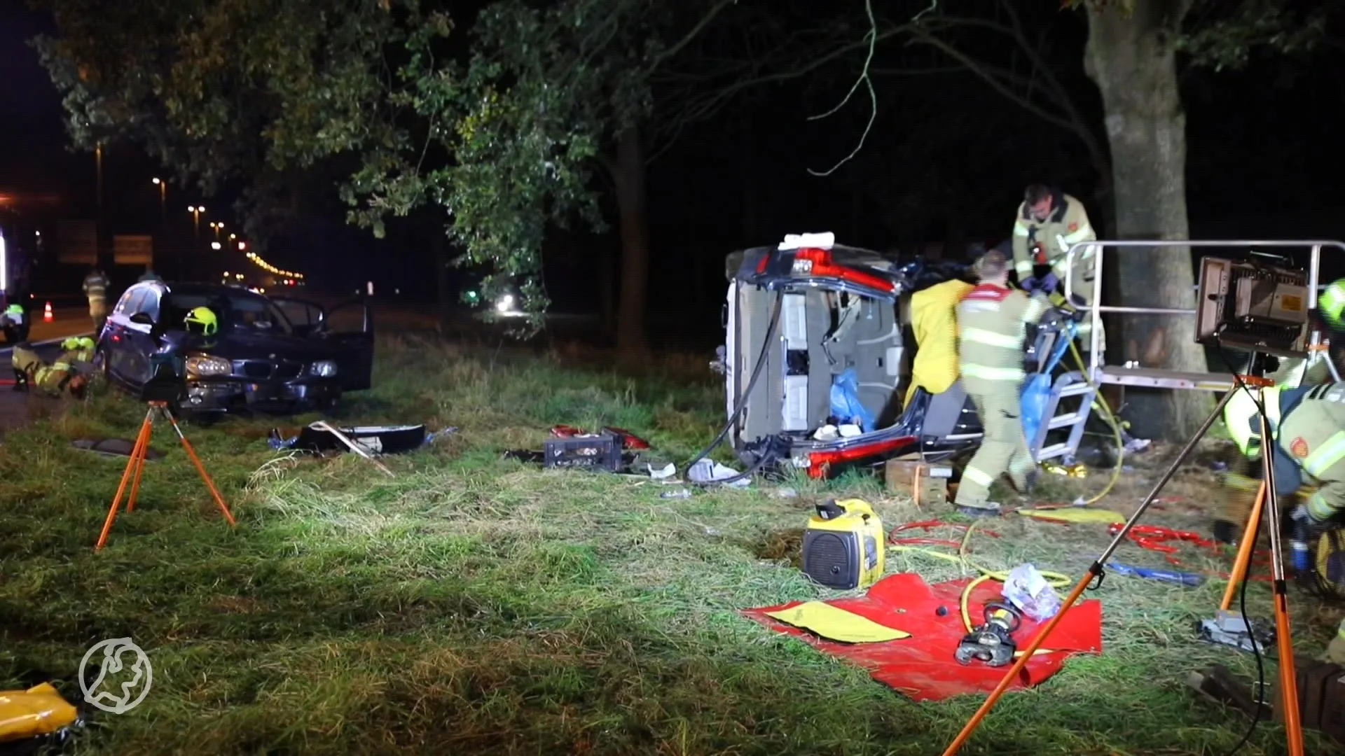Meerdere zwaargewonden en veel hulpdiensten in actie bij heftig ongeluk op A1