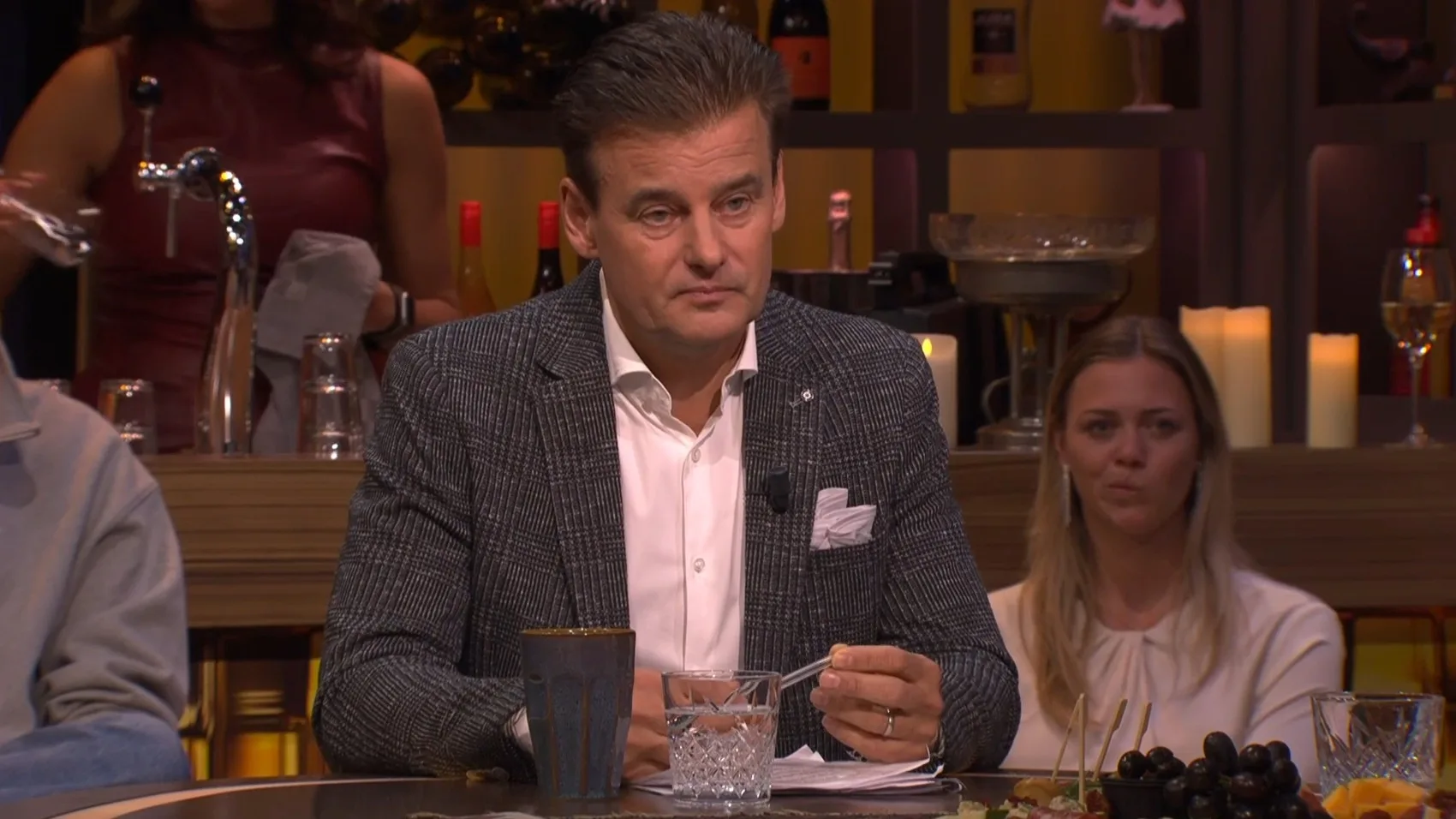 Wilfred Genee aangeslagen na brand bij huis: 'Persoonlijke dingen verbrand'