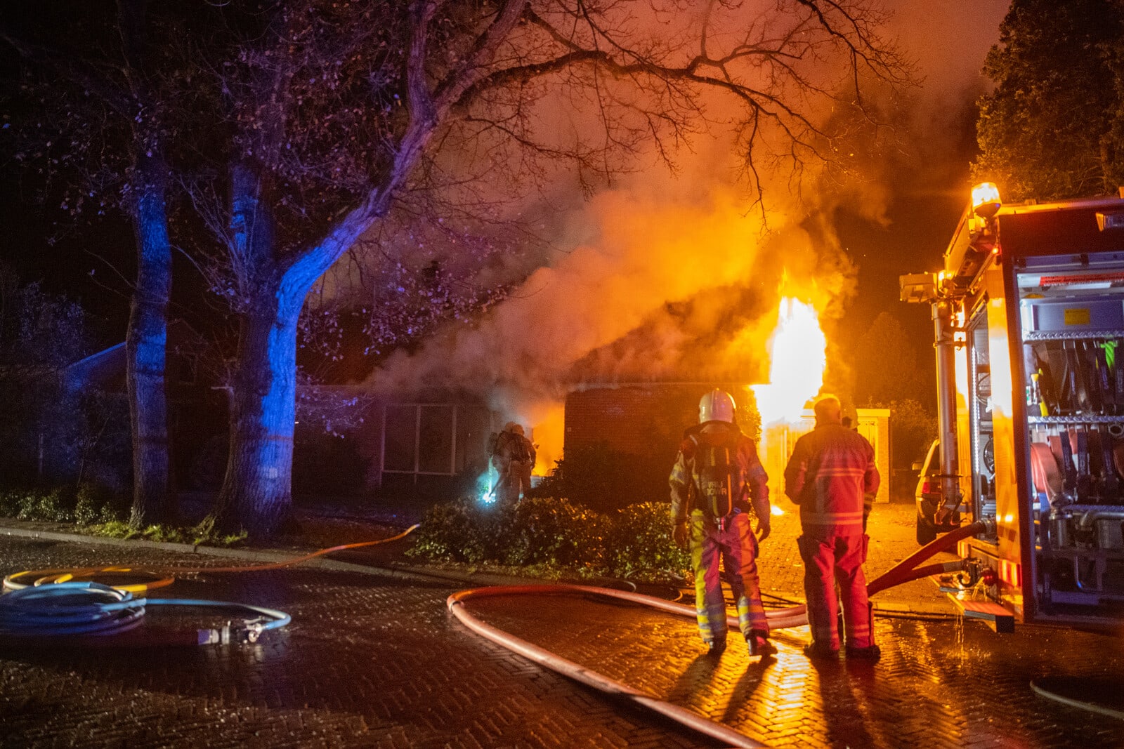 Bewoners naar het ziekenhuis gebracht na woningbrand Gorssel