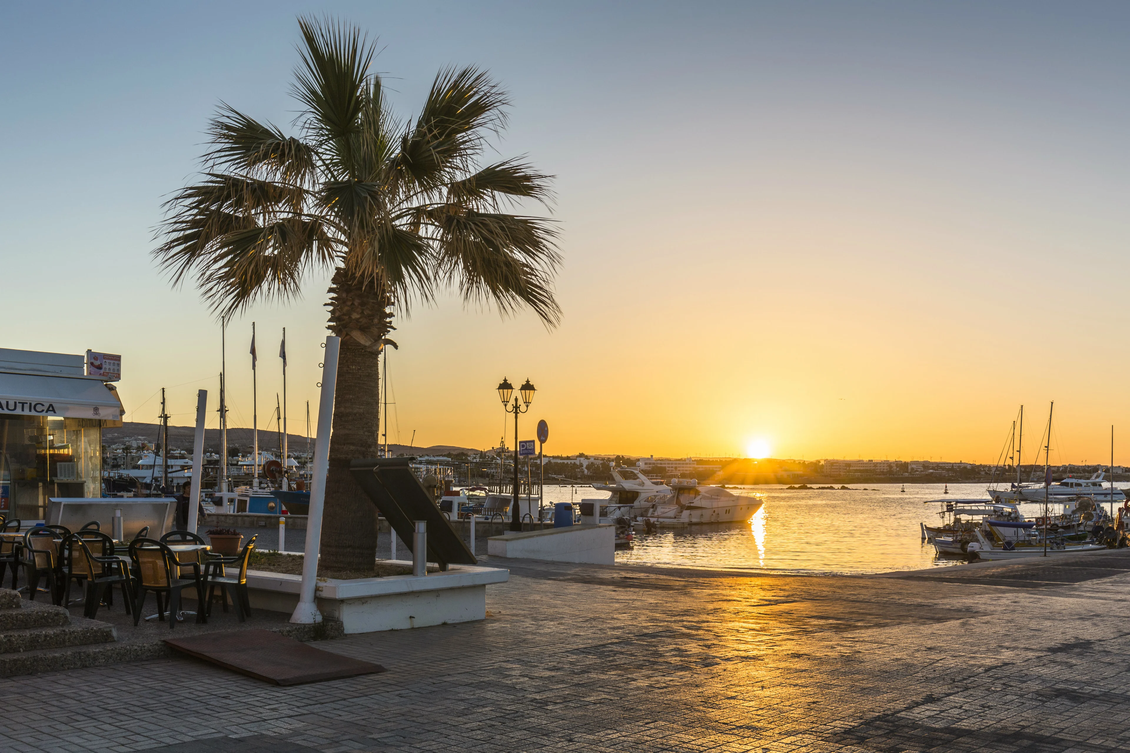 Cyprus weert Nederlandse toeristen om coronavirus