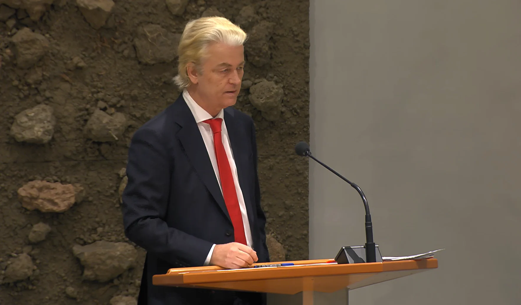 LIVE debat coalitieakkoord: 'We krijgen ploeg op bordes'