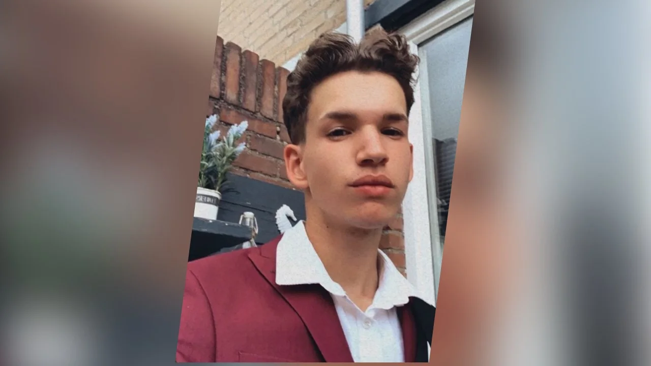 Ouders zetten Mounir (18) uit huis omdat hij homo is: 'Ik beteken niks voor ze'