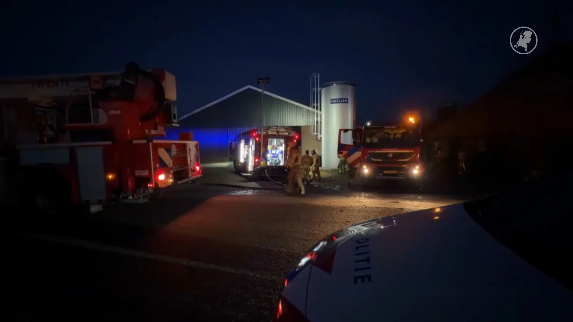 Kalveren overleden bij brand in koeienstal Markelo