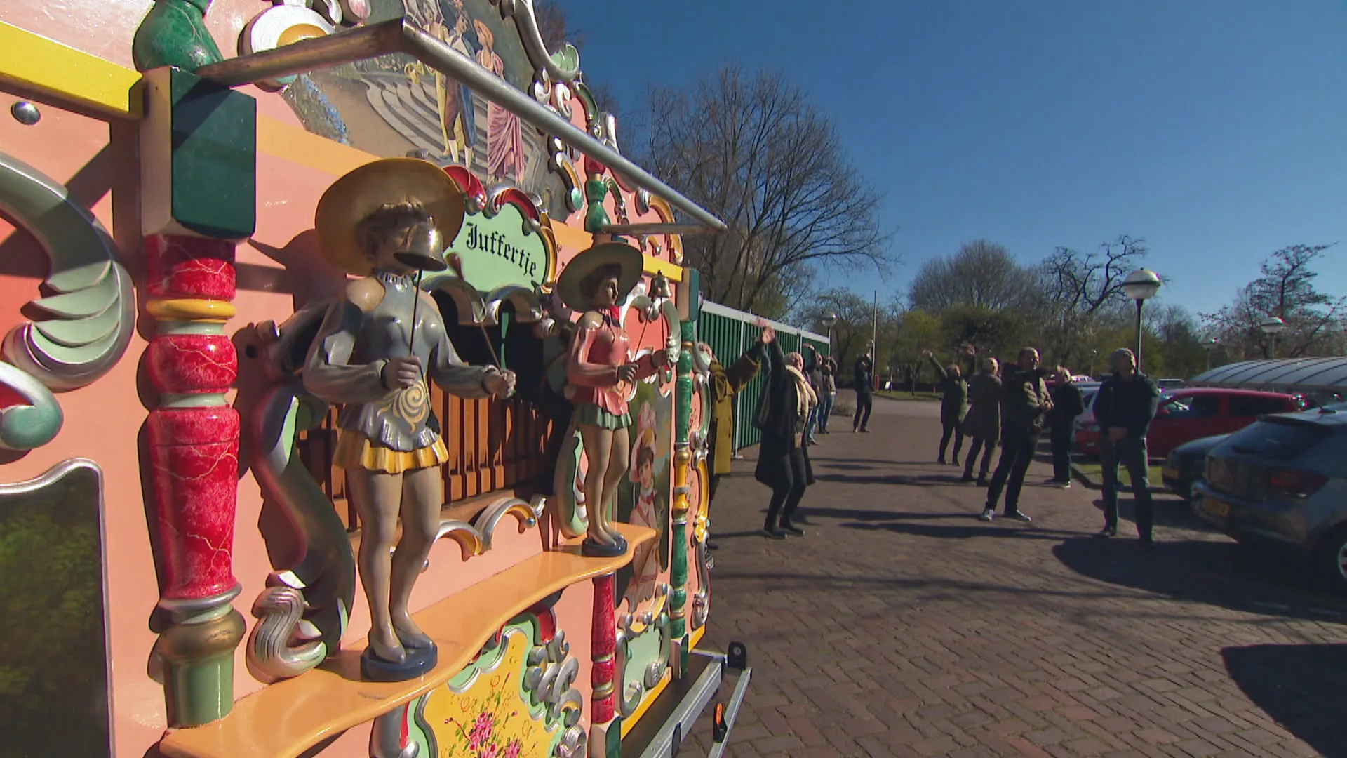 Draaiorgels draaien overuren door optredens voor eenzame ouderen