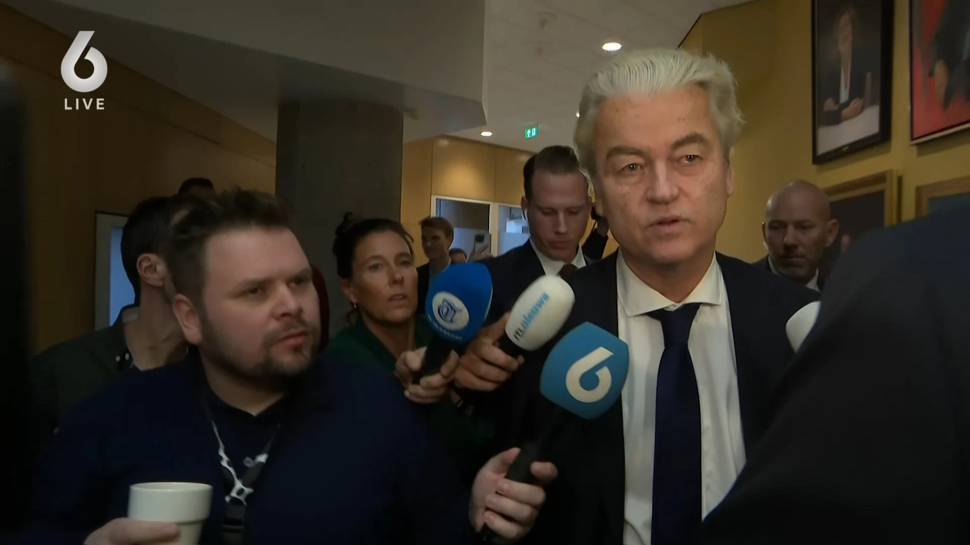 Gespannen sfeer in coalitie na advies op asielbeleid