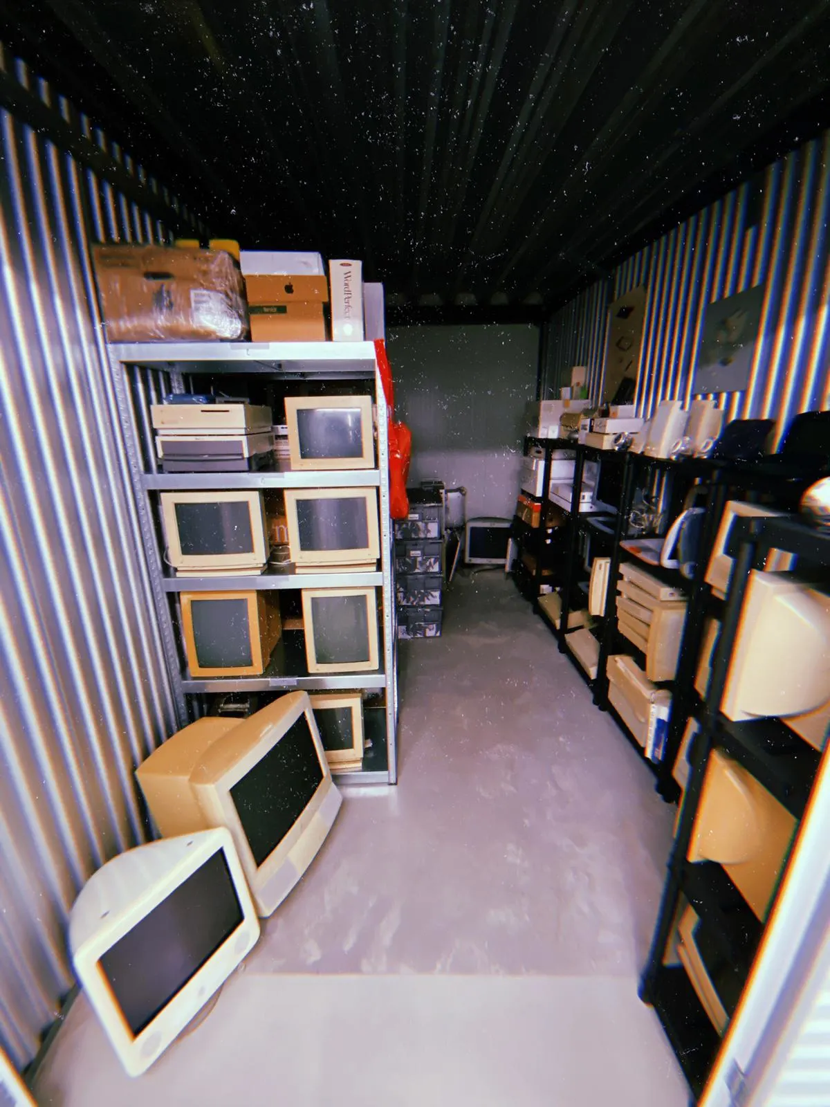 Nick heeft meer dan 150 spullen van Apple: 'Moest een opslagbox van 30 vierkante meter kopen'