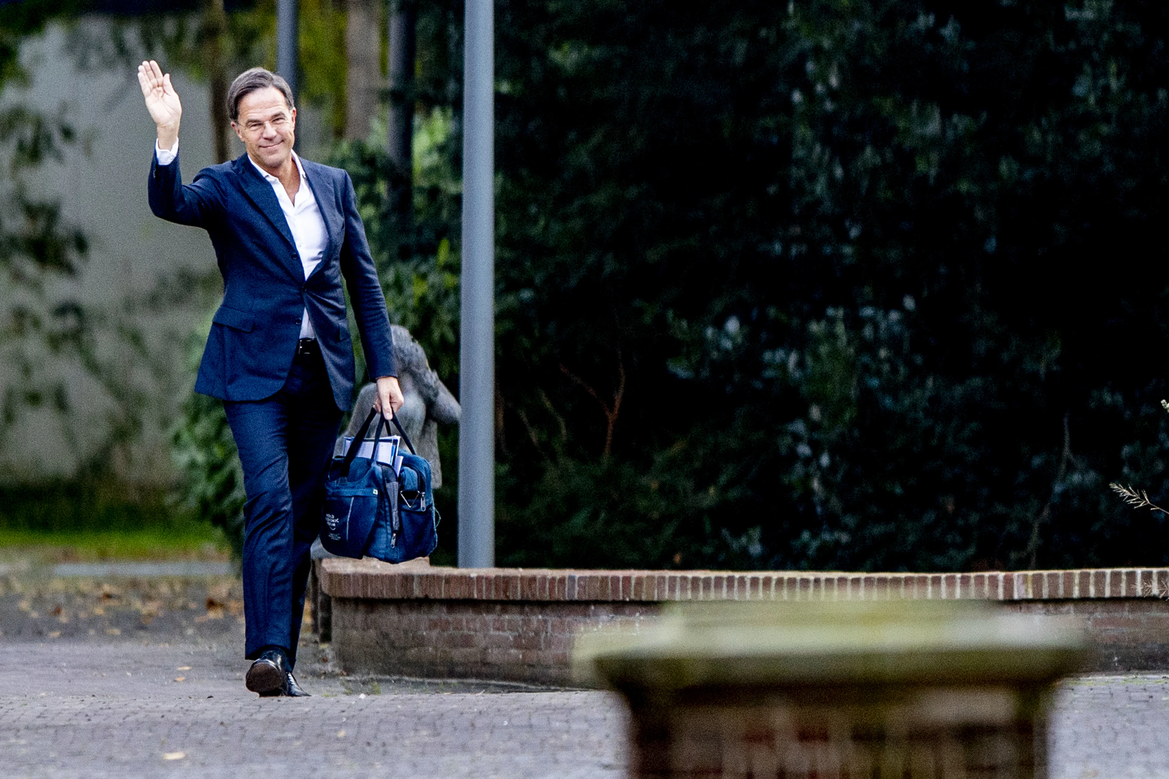 Kabinet bespreekt verdere coronamaatregelen in Catshuis