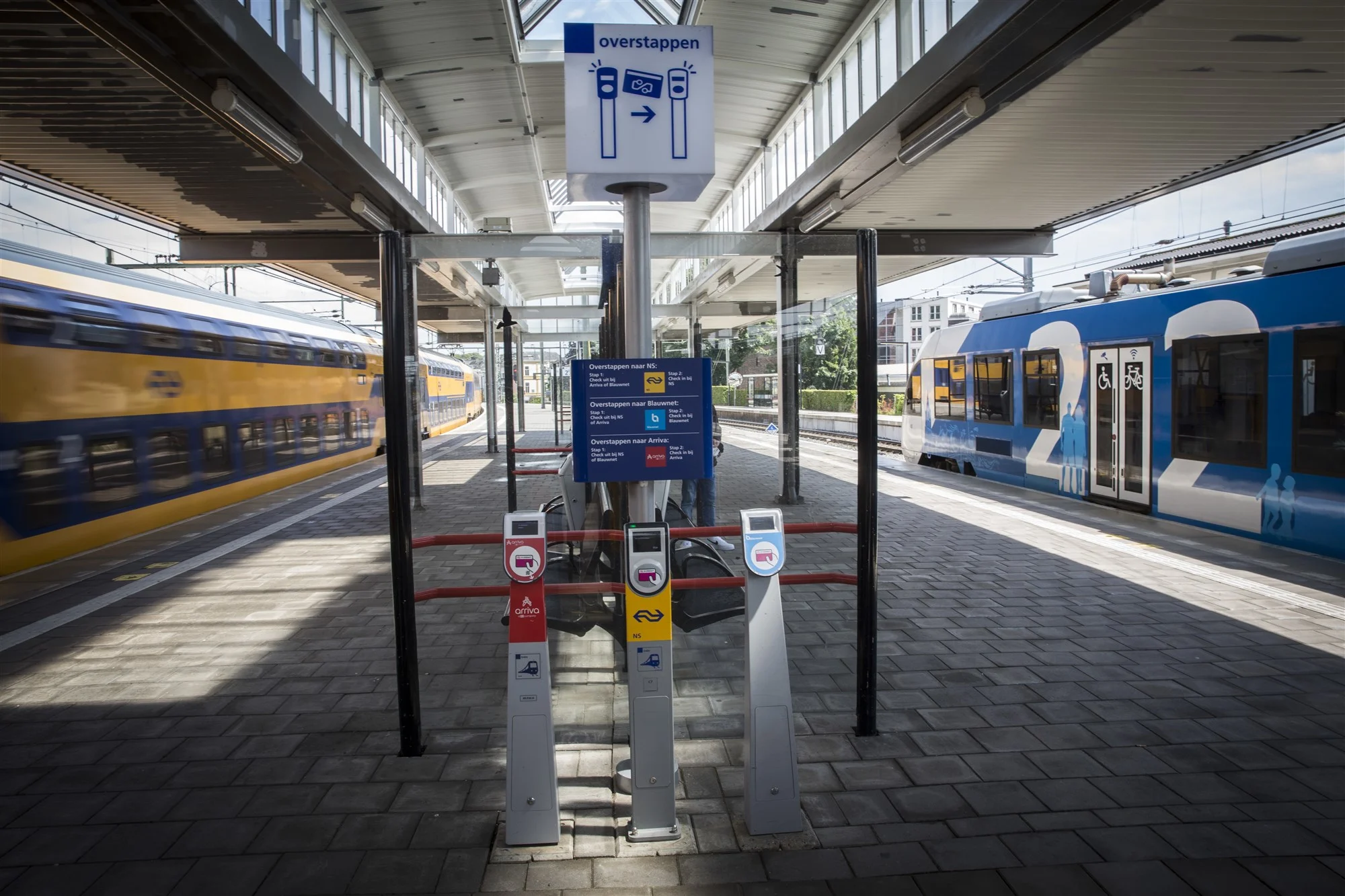 Privégegevens van 2200 klanten NS gestolen