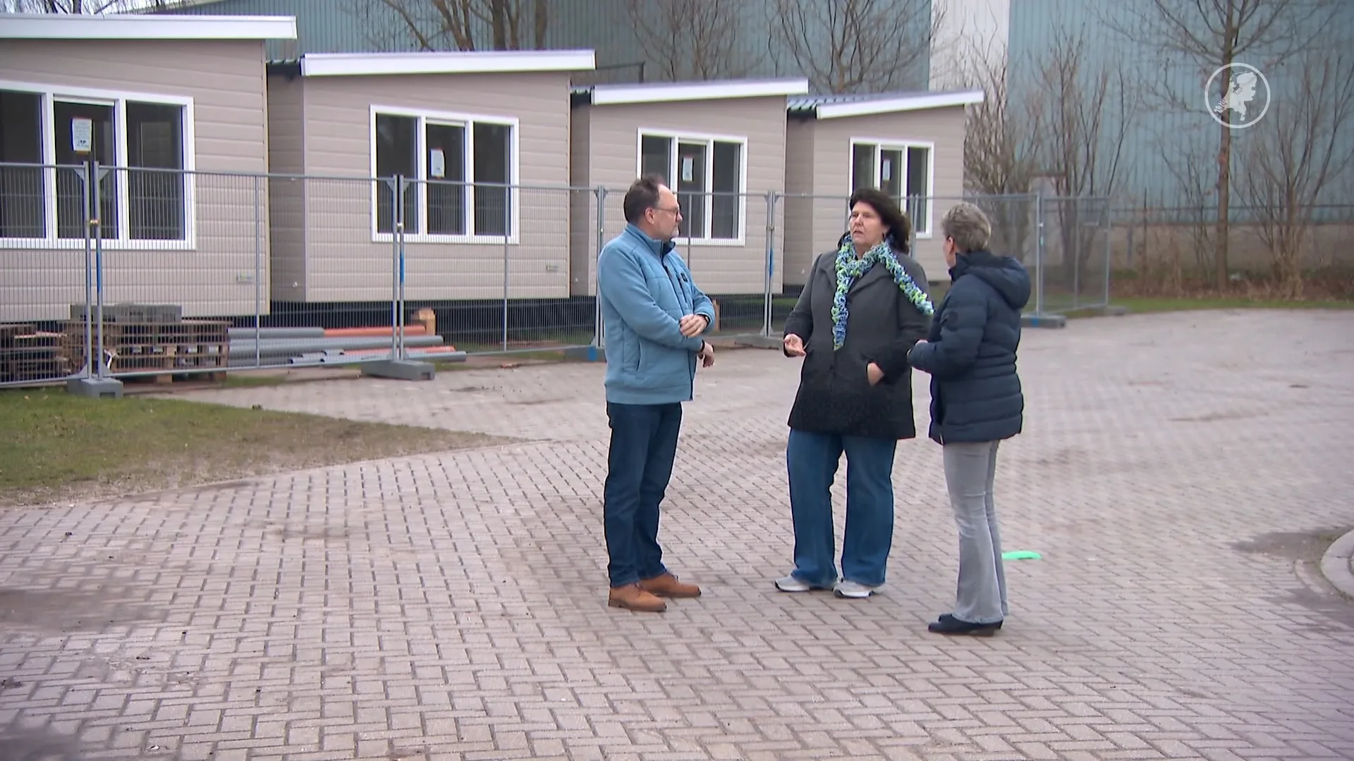 Inwoners Ossenzijl bouwen zelf sociale huurhuizen