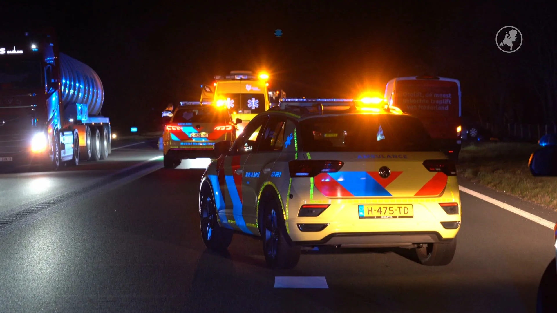 Spookrijder botst frontaal op lijnbus op N34 bij Gieten