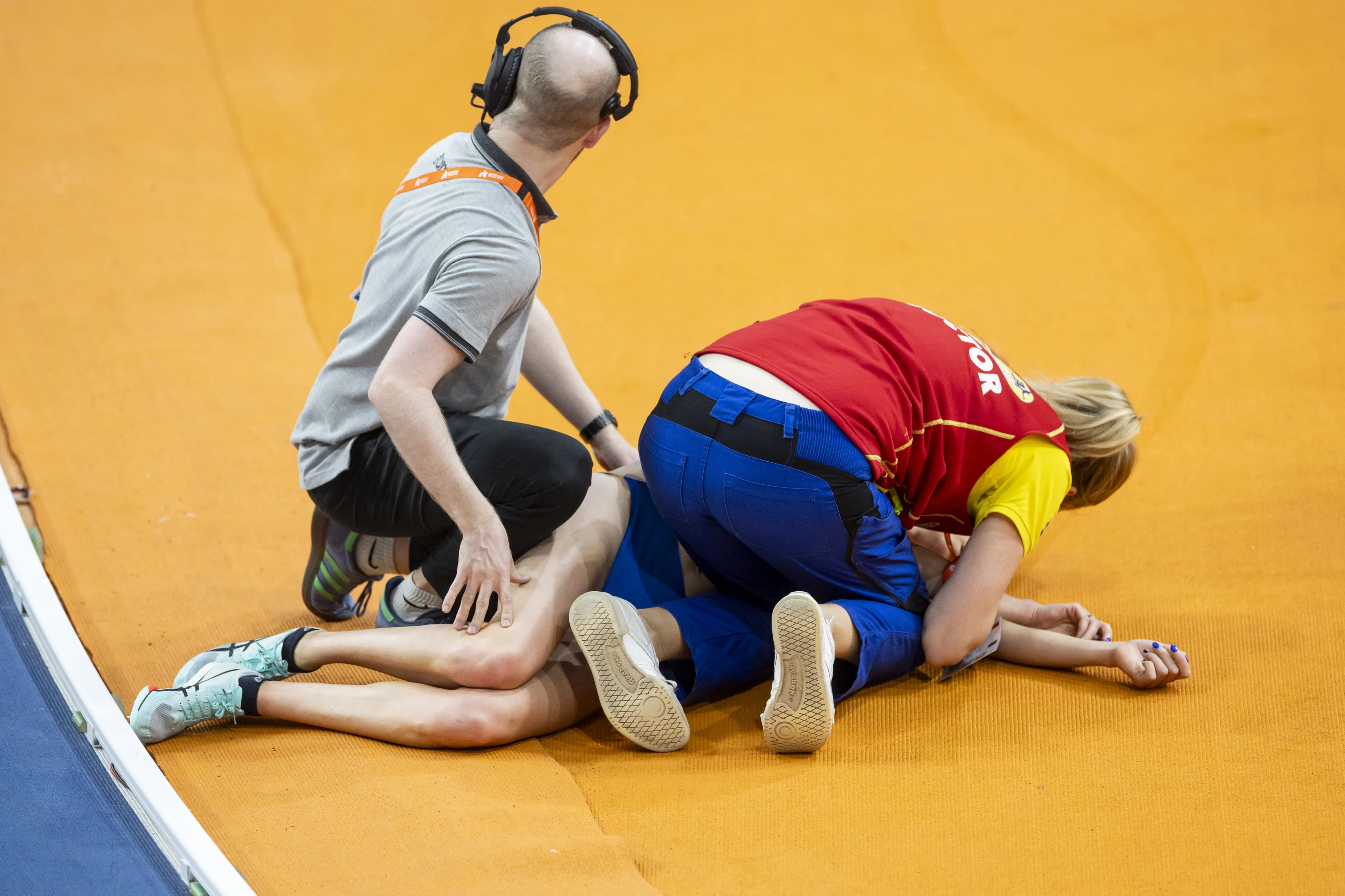 Atlete Koster reageert na val: 'Hersenschudding en gebroken hart'