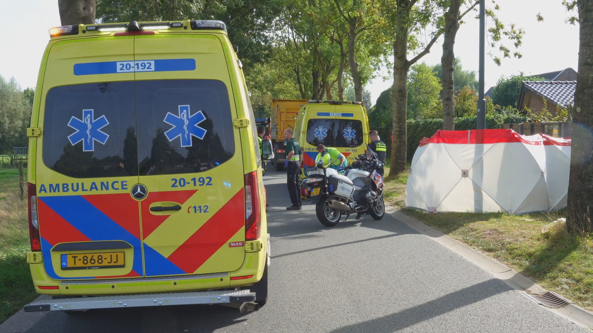 Fietsster (67) overleden na ongeval met vrachtwagen in Sprang-Capelle