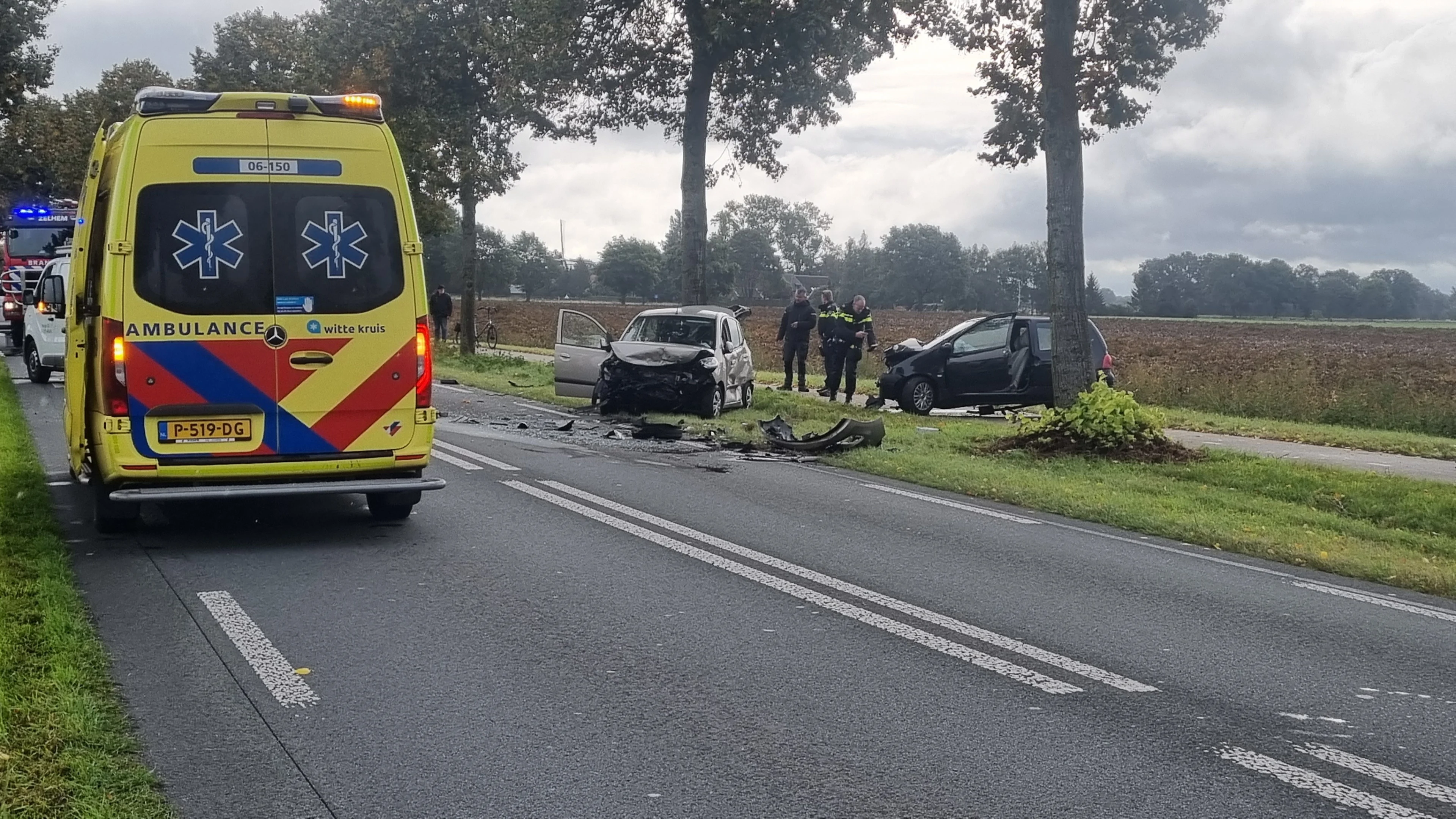 Vier gewonden bij ongeluk met meerdere auto's in Zelhem