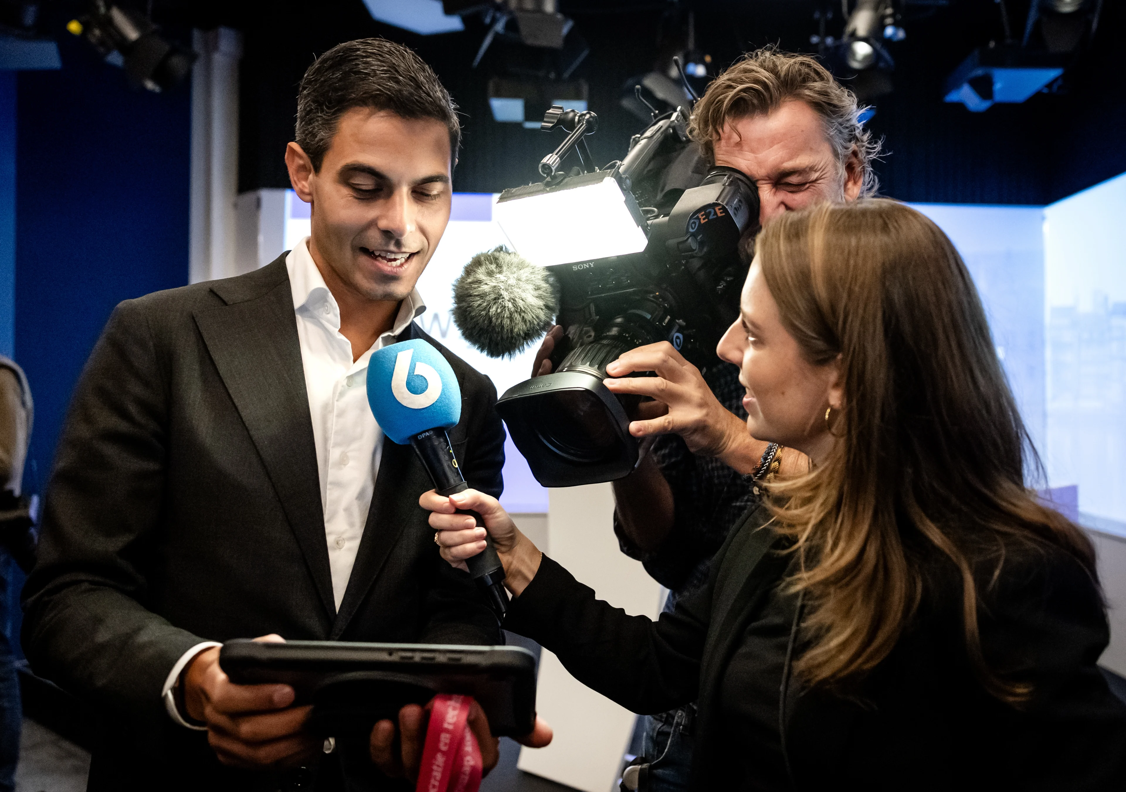 Nieuwe peiling: D66 loopt uit op VVD, ook CDA blijft stijgen