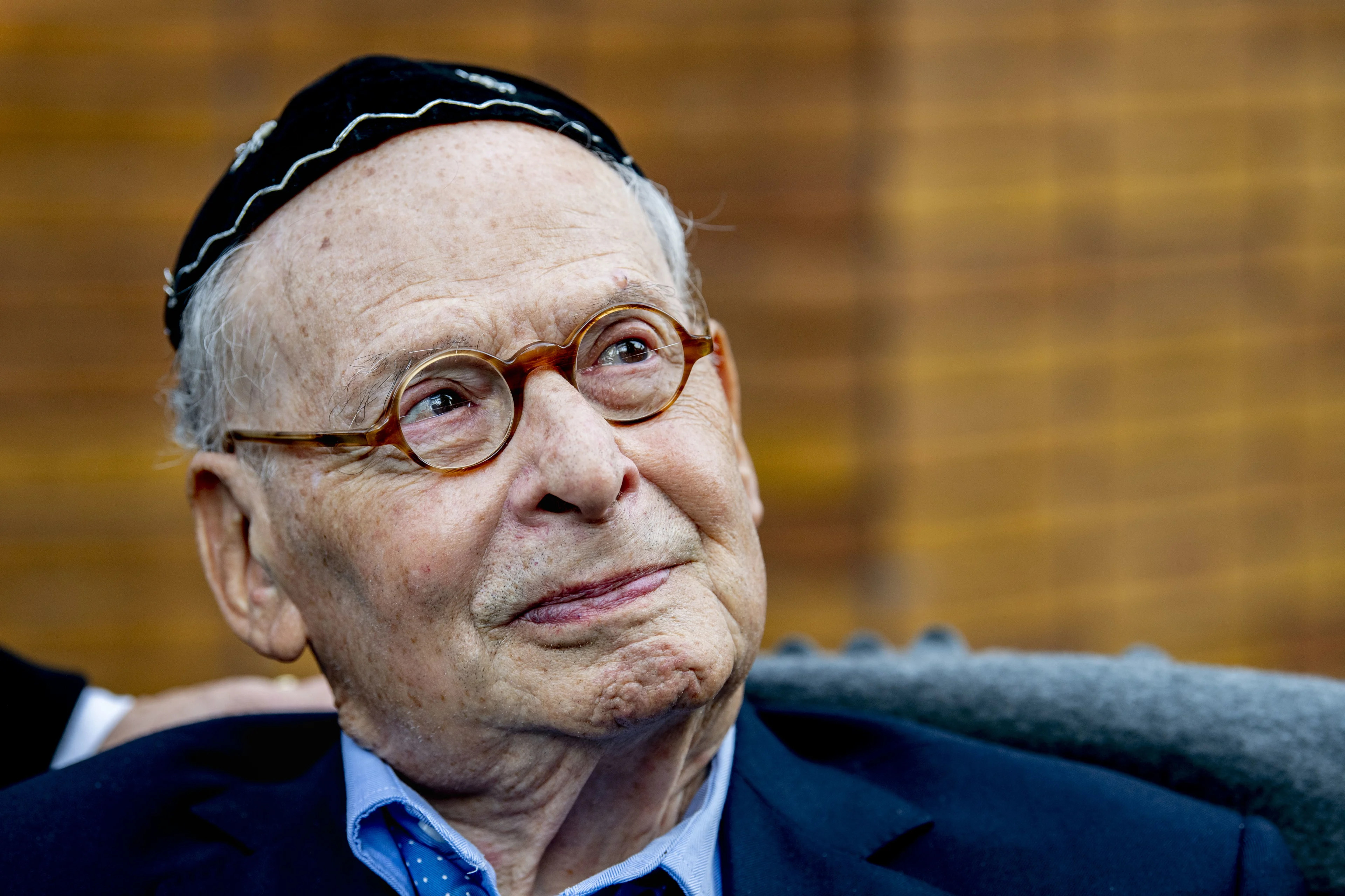 Oud-burgemeester en PvdA-coryfee Ed van Thijn (87) overleden