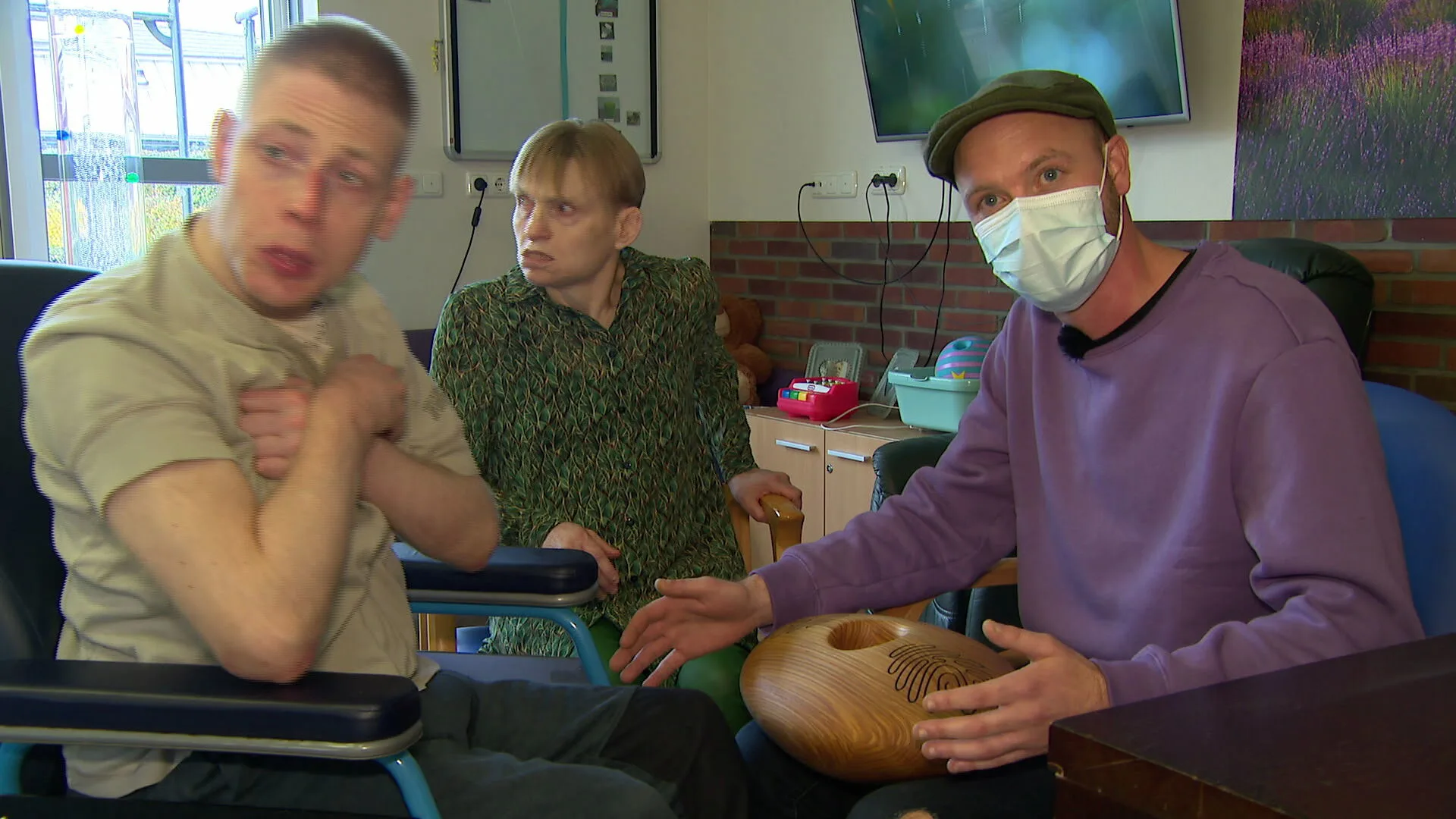 Artiest Levi werkt met verstandelijk beperkten en rapt voor meer aandacht voor deze groep