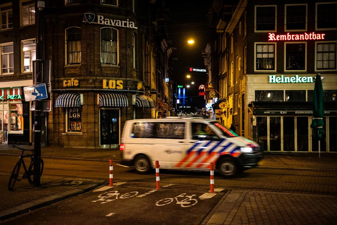 Nederland verdeeld: gaat avondklok helpen om besmettingen terug te dringen?