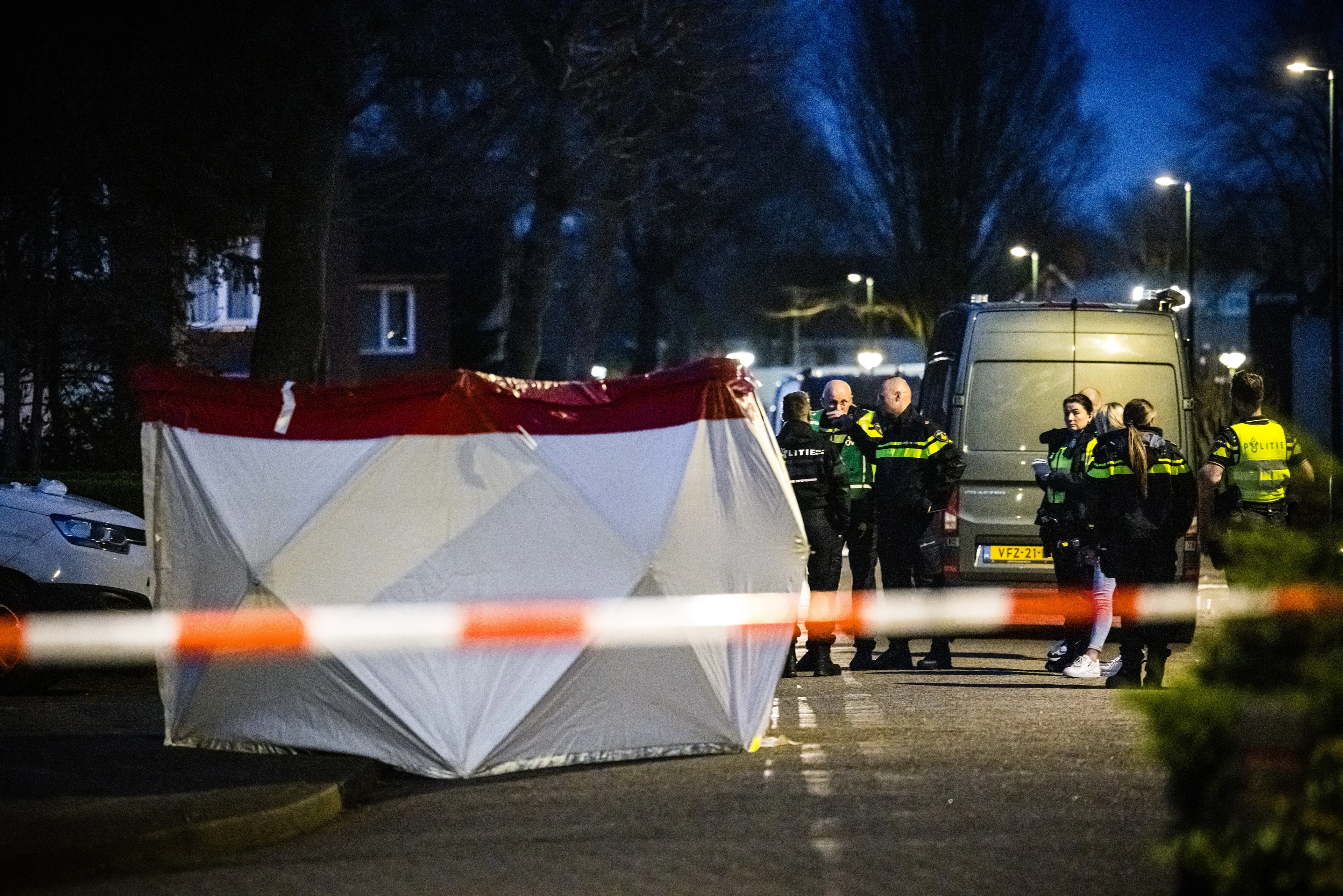 Vrouw (35) doodgestoken, kinderen gewond: dit weten we nu over het drama in Mierlo
