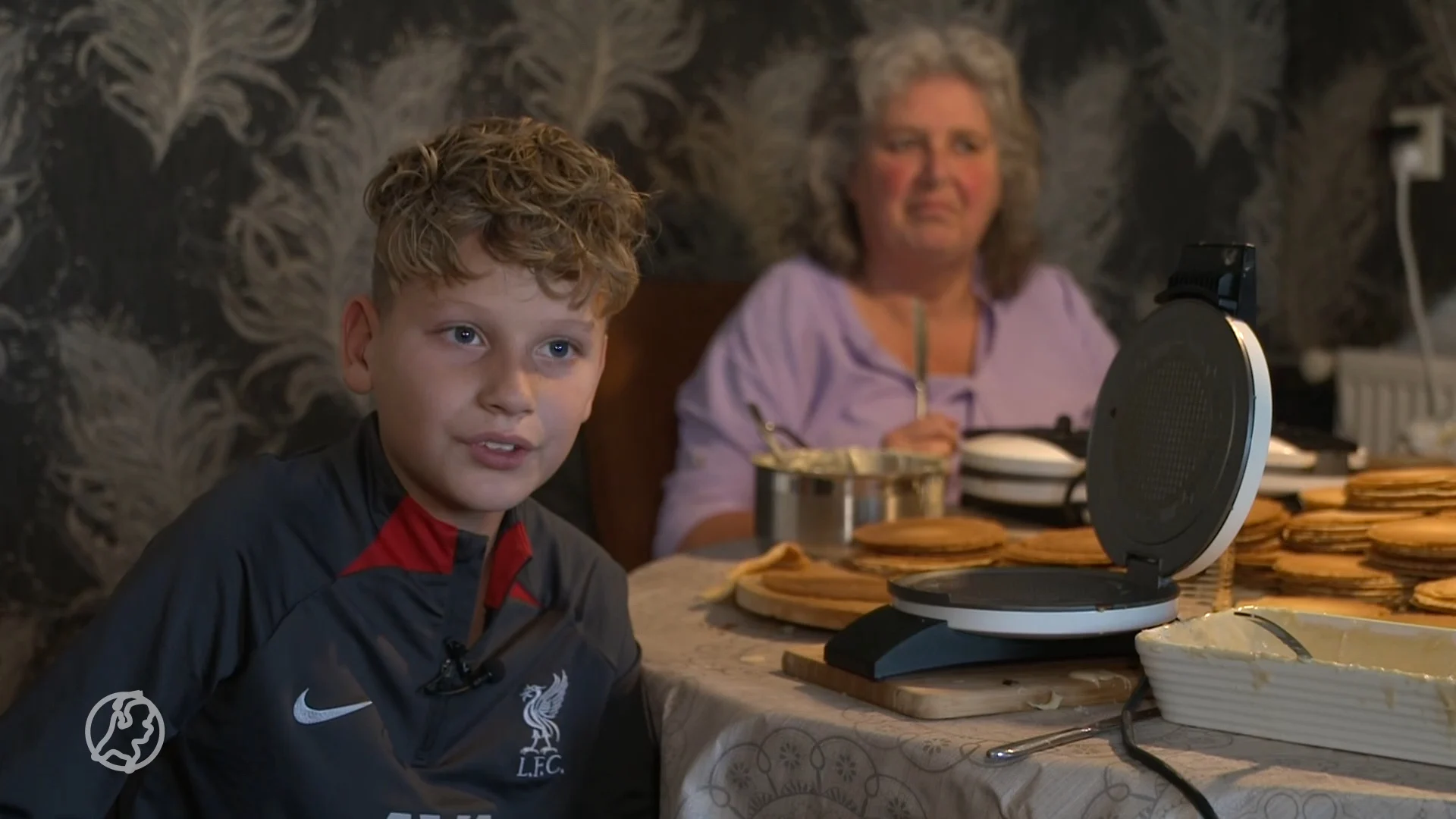 Tienduizenden kniepertjes voor het goede doel: Kian (10) helpt ‘zijn’ kinderziekenhuis