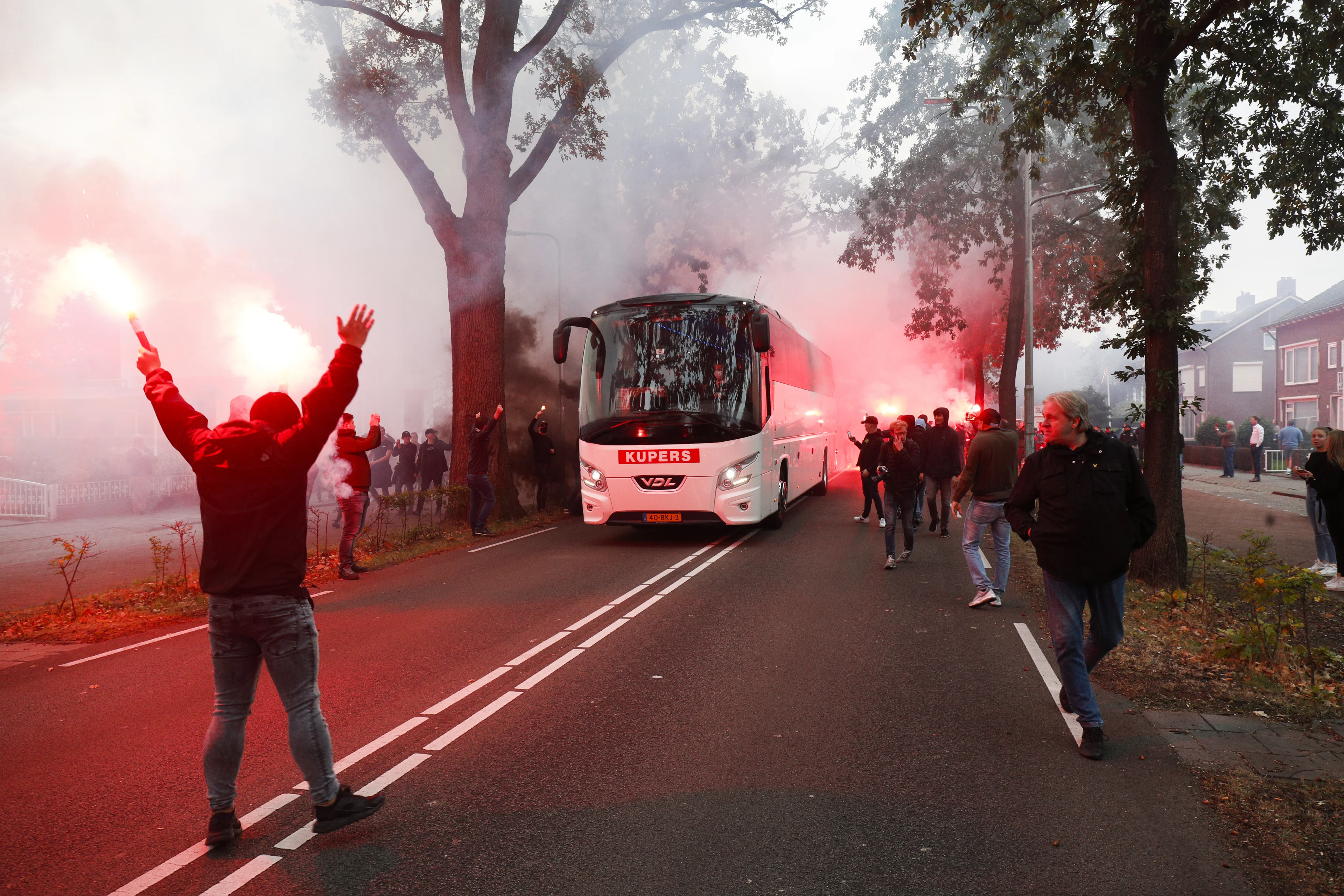 Noodbevel in Nieuwerkerk aan den IJssel uit vrees voor Willem II-supporters