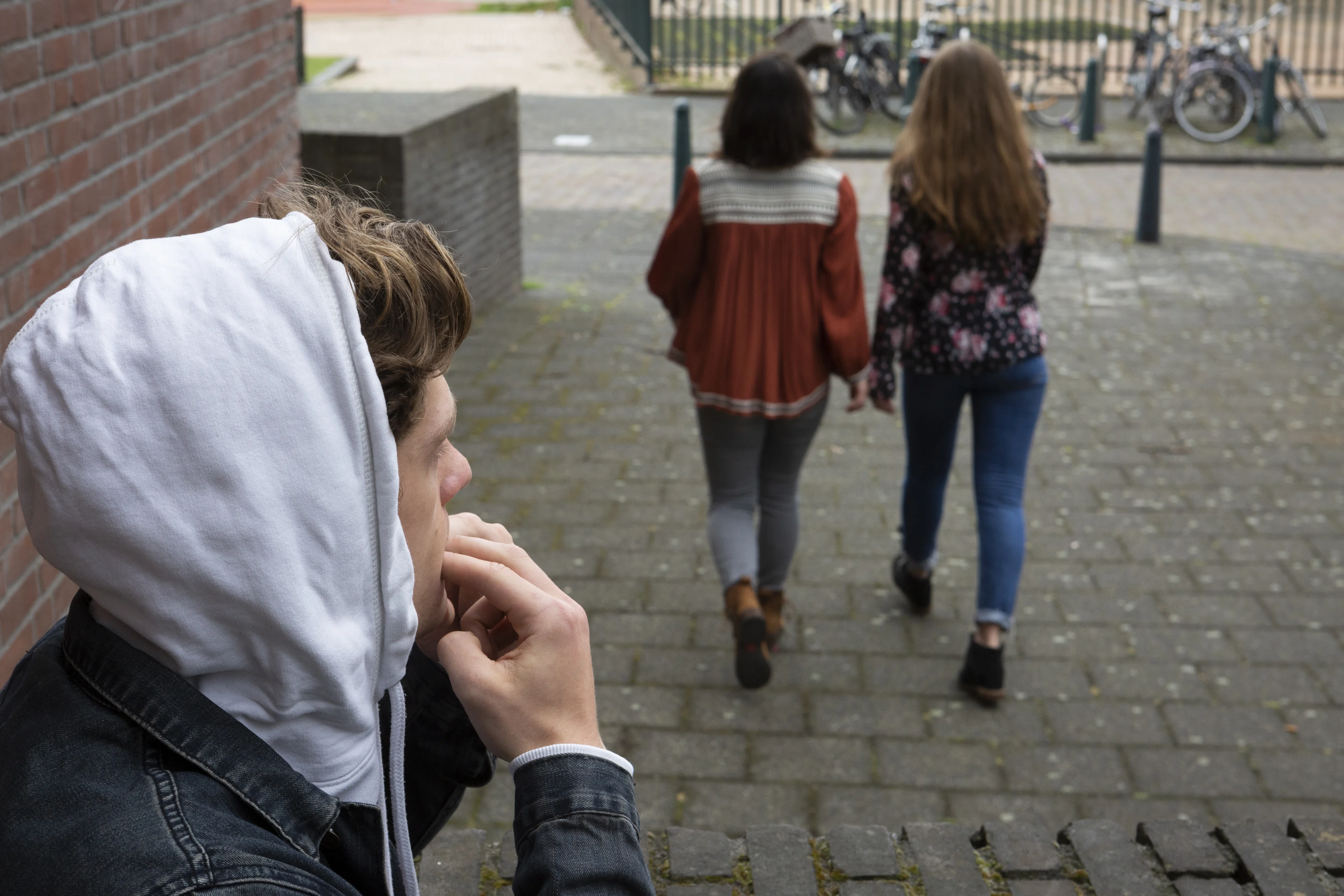 Twee op drie jonge vrouwen op straat lastiggevallen