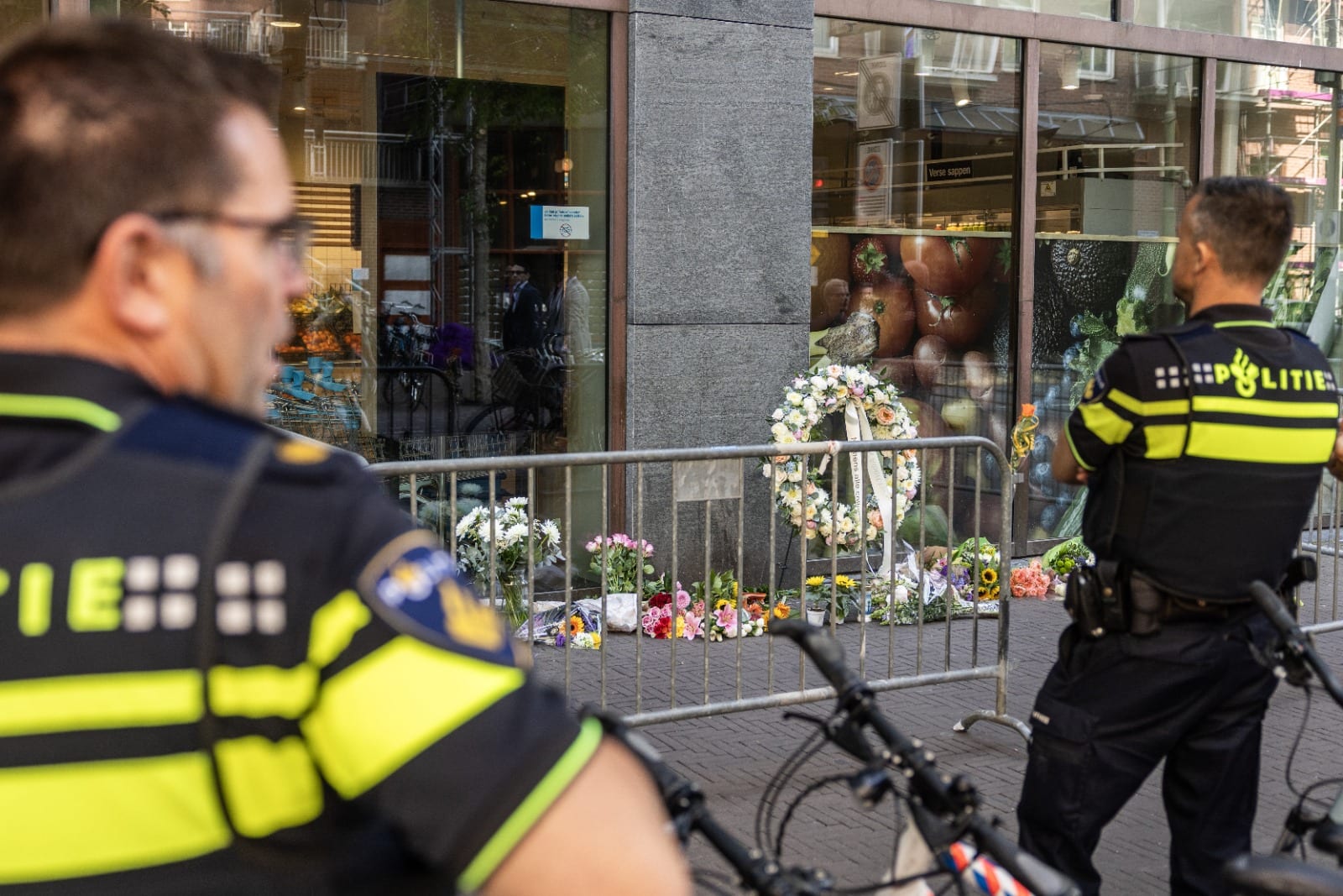 Verdachte doodsteken vrouw in Albert Heijn 'mede door kosten' niet naar tbs-kliniek