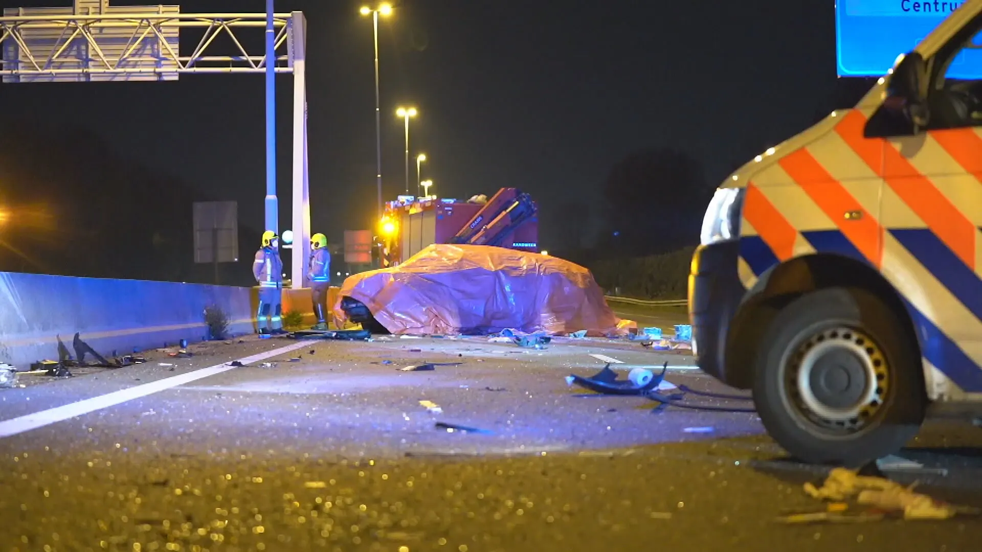 Dode (54) bij zware kettingbotsing op A20 bij Schiedam