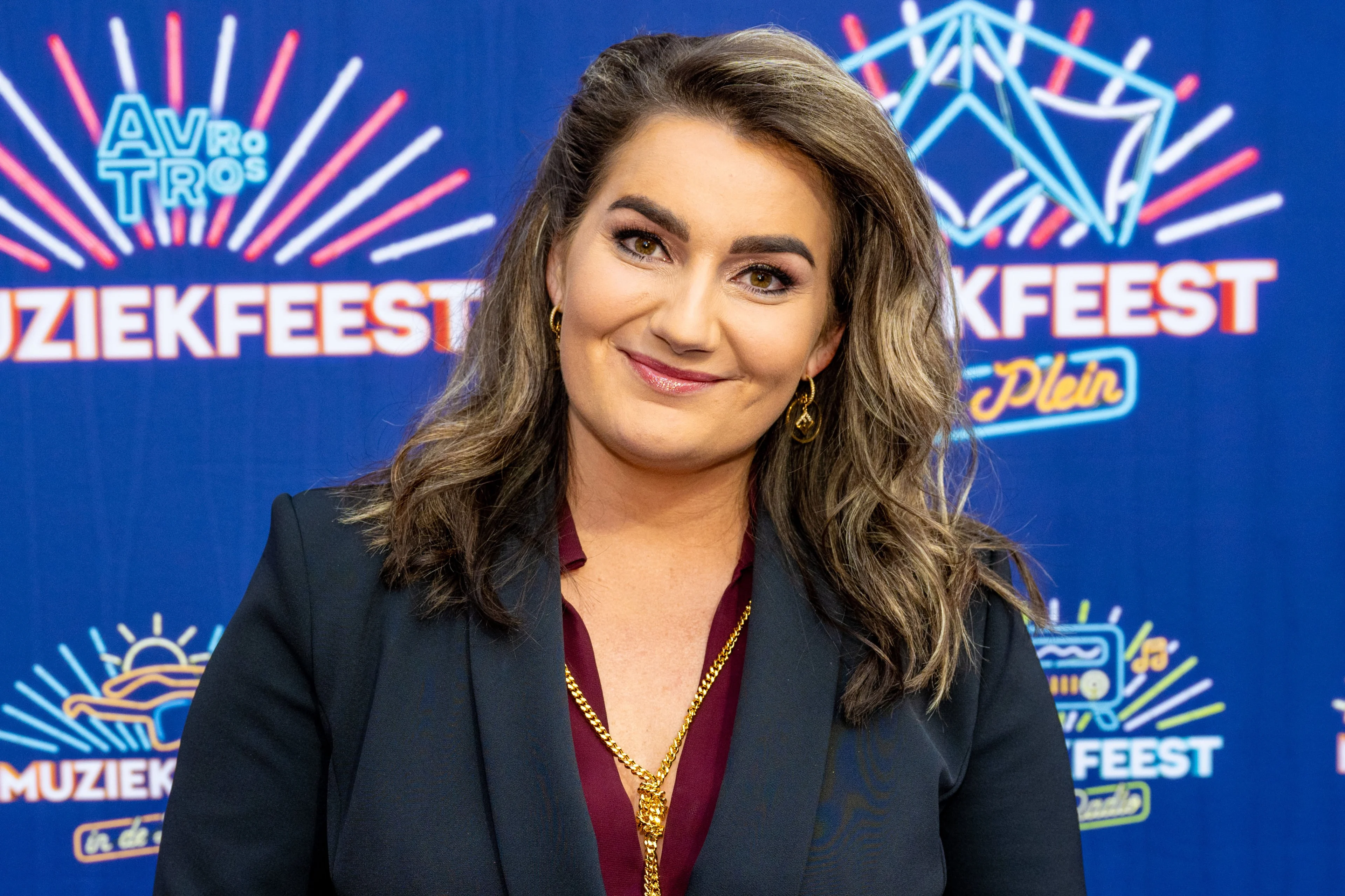 Woning ouders van zangeres Sieneke beschoten