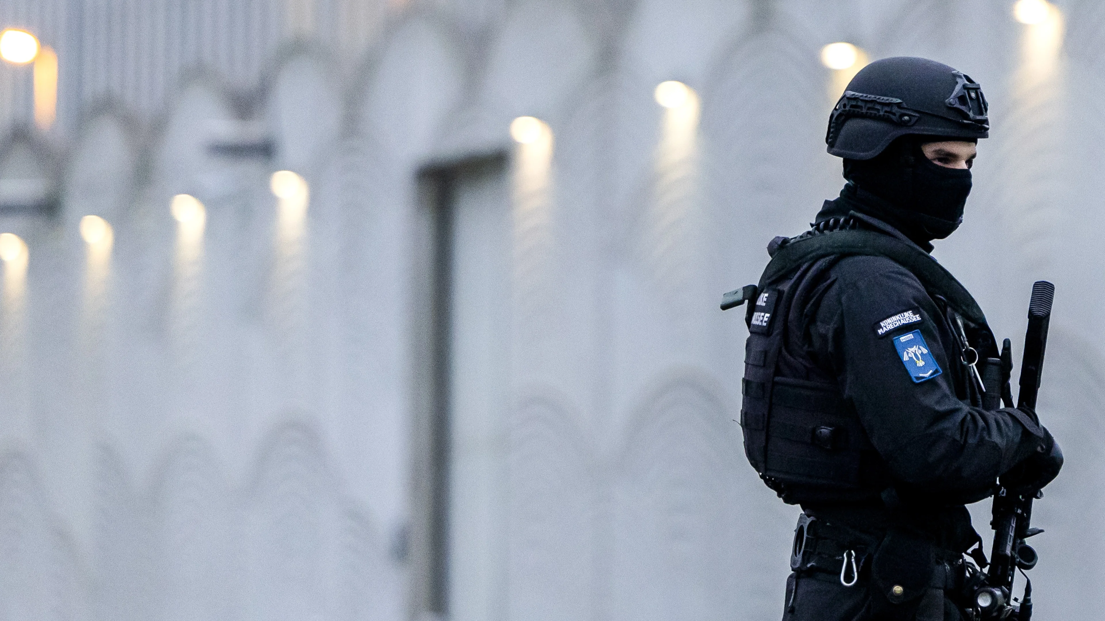 Marengo-kroongetuige geschminkt en vermomd bij verhoor in rechtbank