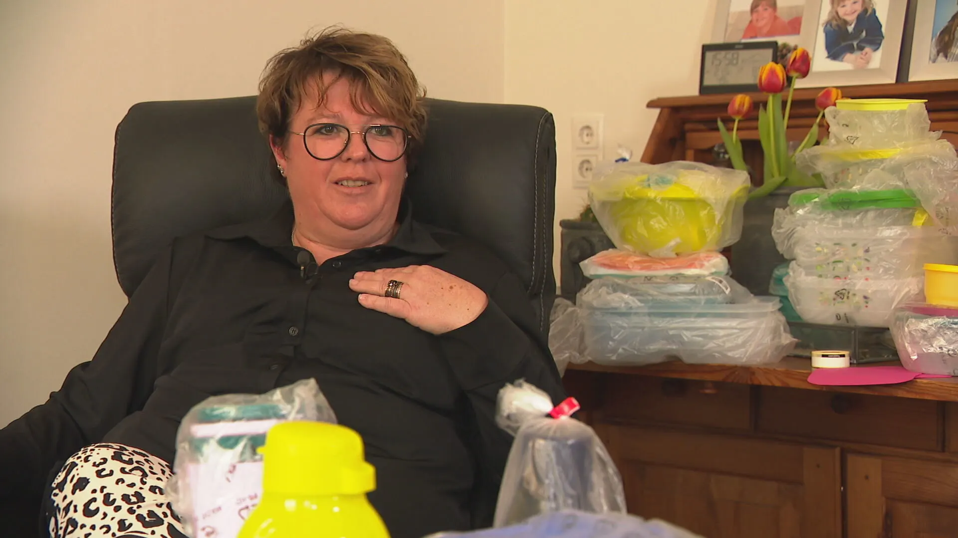Tupperware stopt in Nederland, Margriet is er kapot van: 'Je Tupperhart is kapot...'