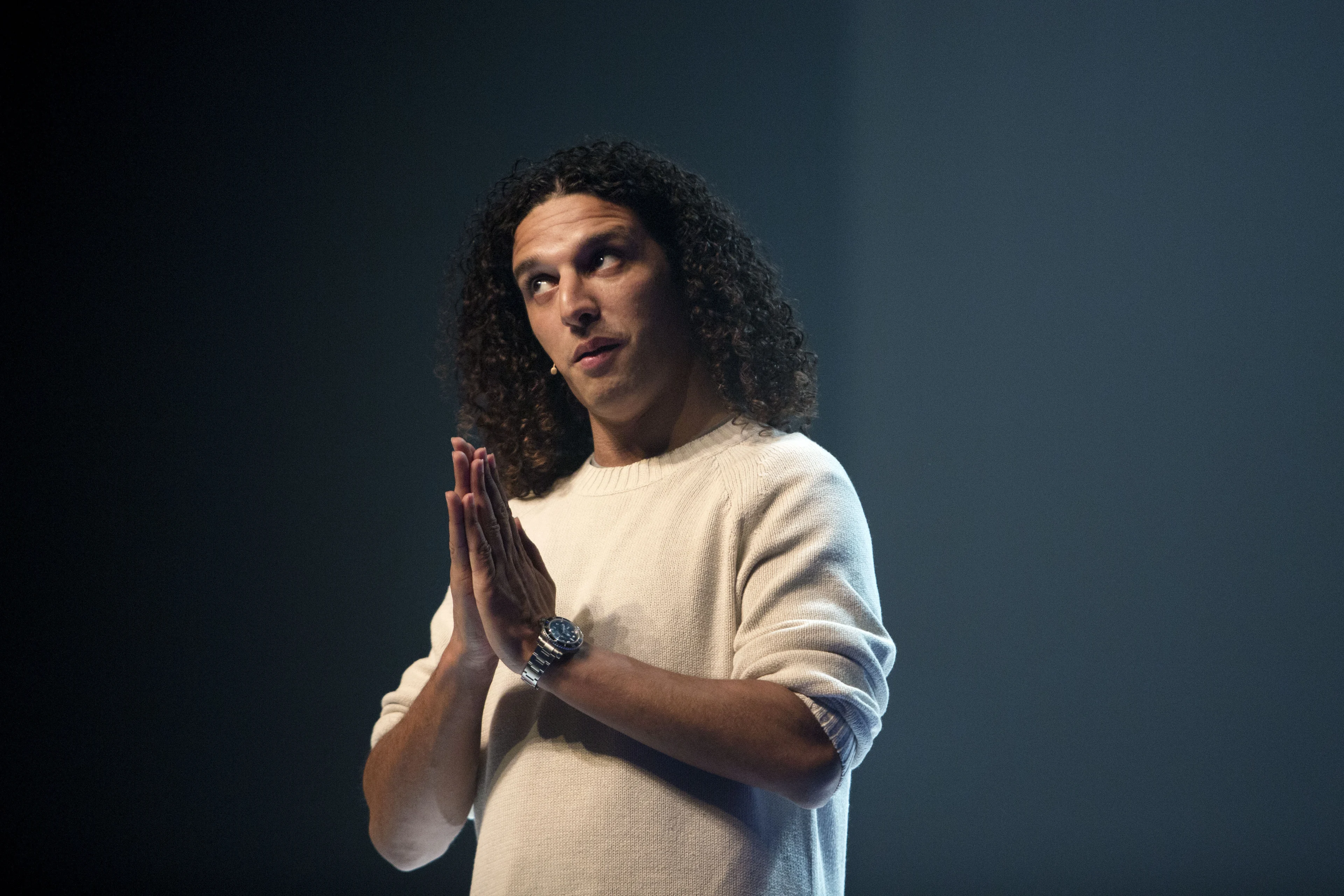 Ali B reageert met video op overval: 'Mensen wilden wat hebben, ik heb het gegeven'