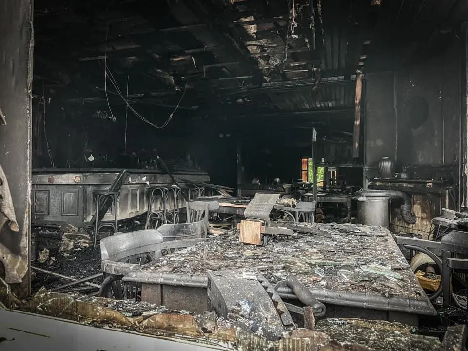 Enige café in Geijsteren verwoest door brand: 'Alsof je woonkamer in brand heeft gestaan'
