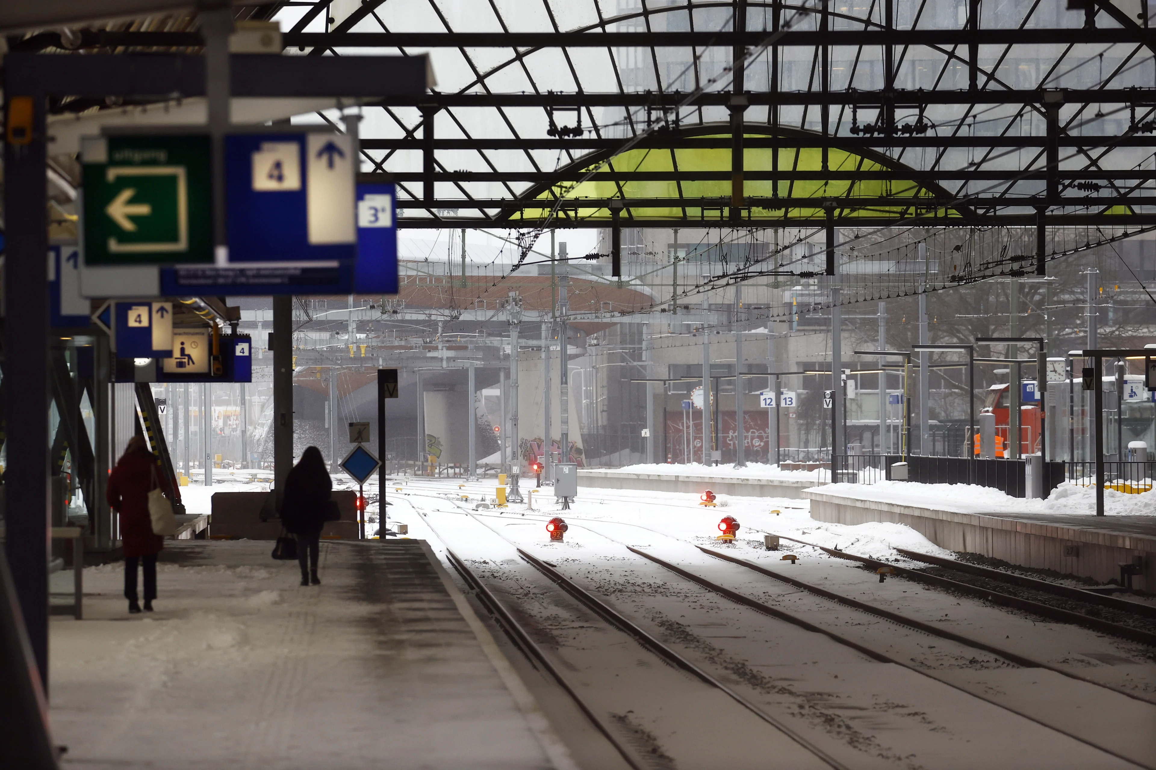 Sneeuw en gladheid zorgen voor vertragingen op het spoor