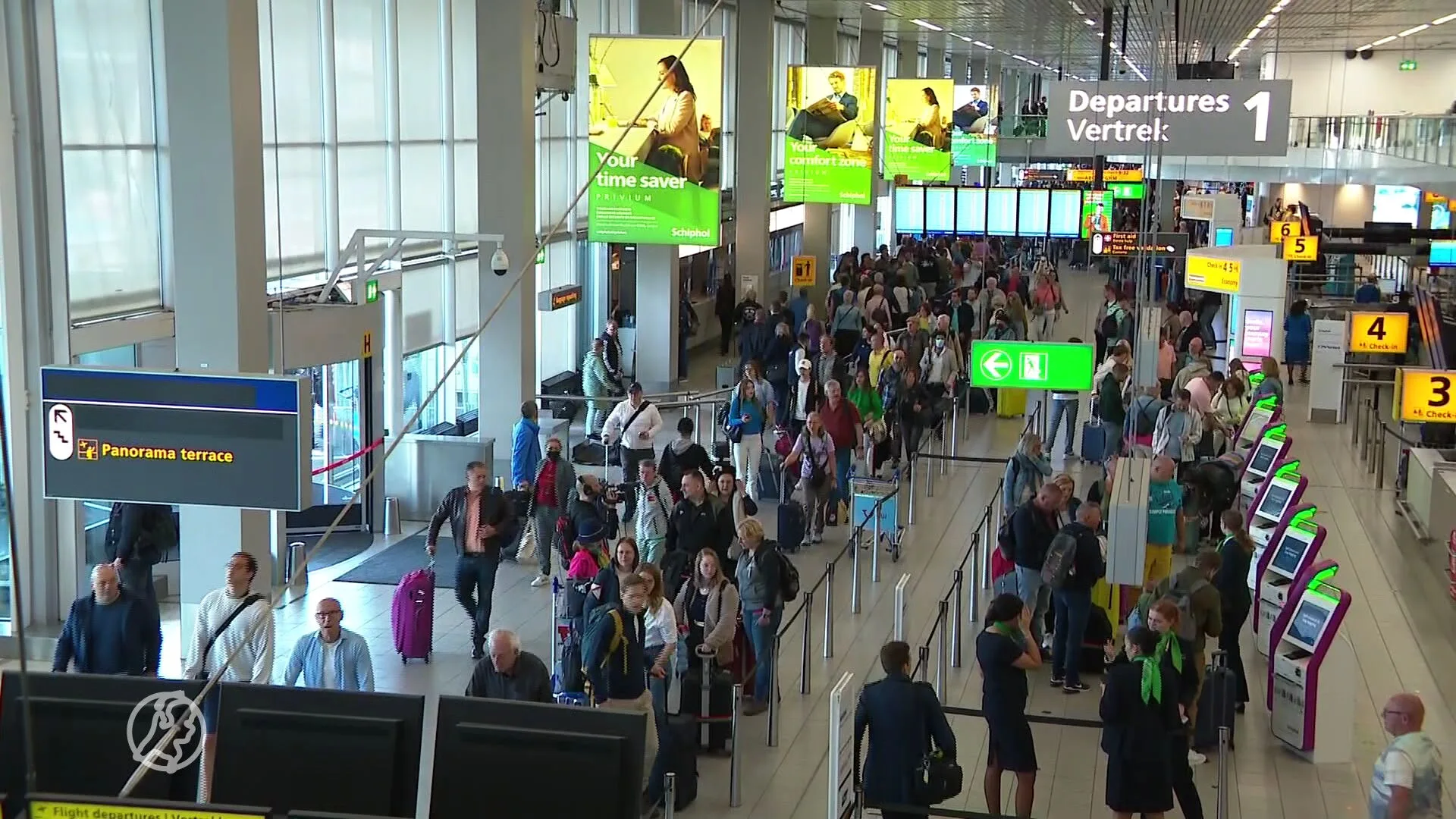 Schiphol presenteert actieplan om zomerdrukte tegen te gaan