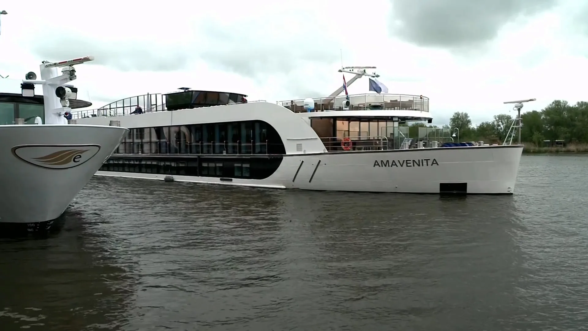 Lange cruiseschepen niet langer welkom in Kampen, ondernemers boos